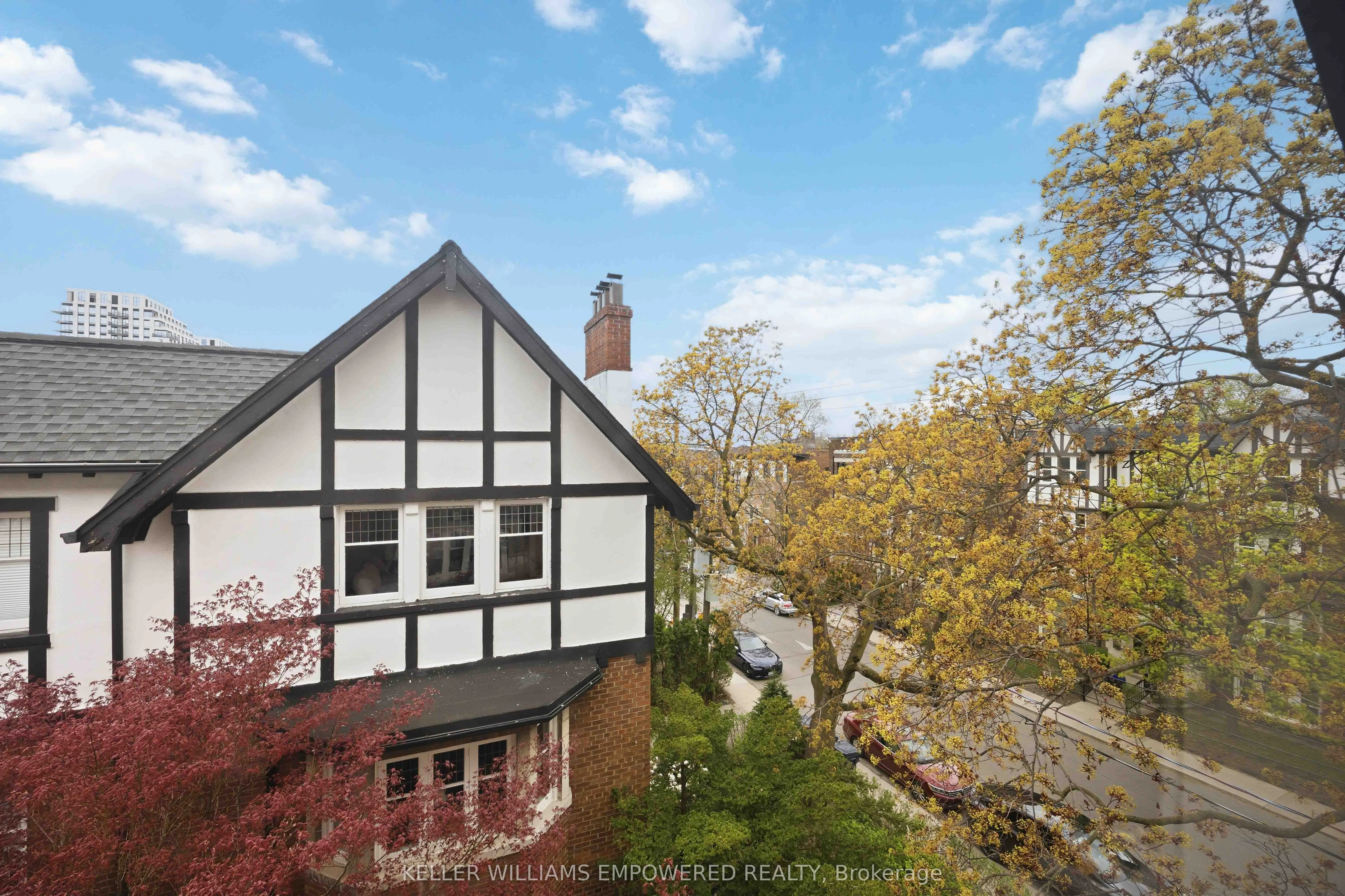 313 Lonsdale Road #7