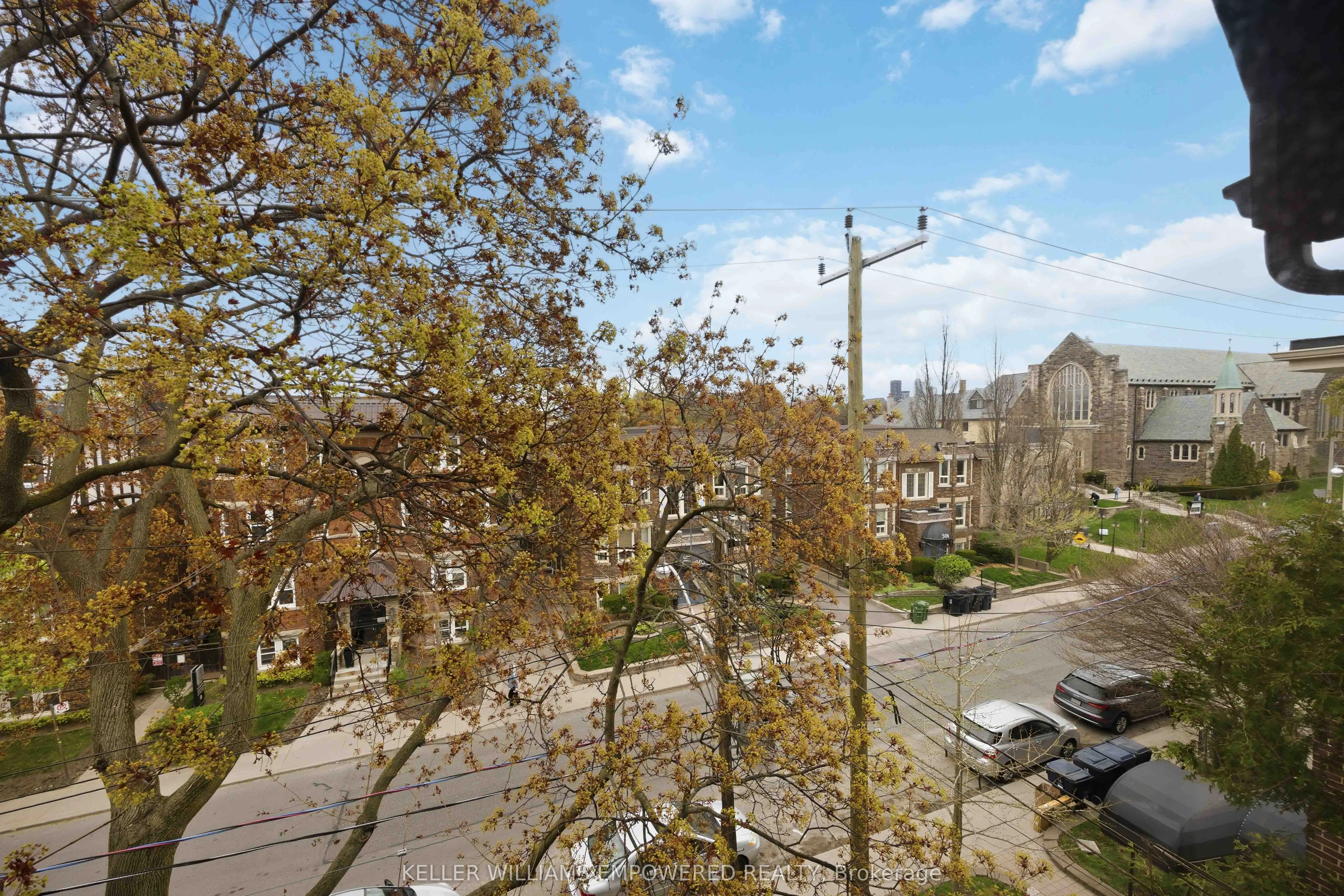 313 Lonsdale Road #7