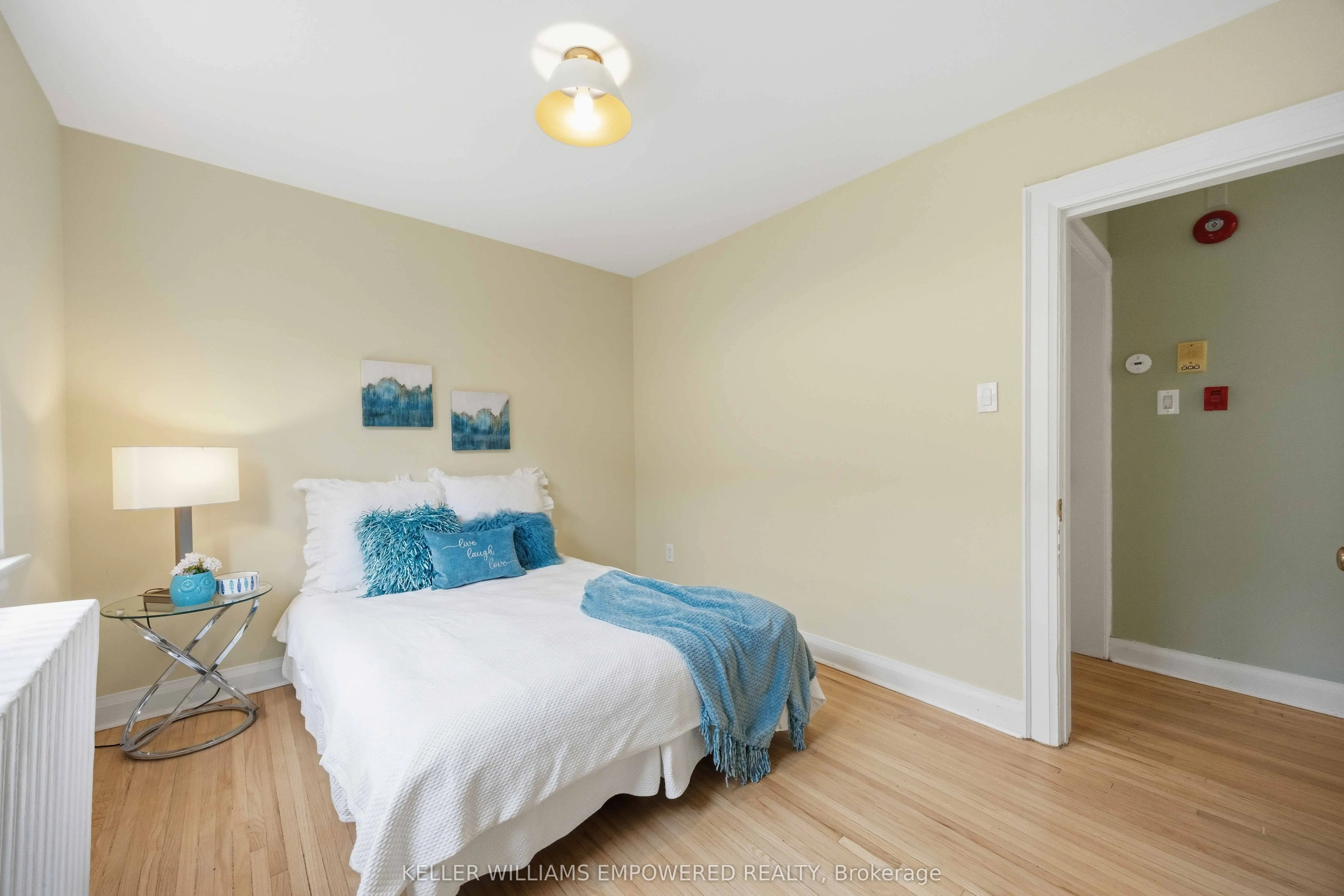 313 Lonsdale Road #7