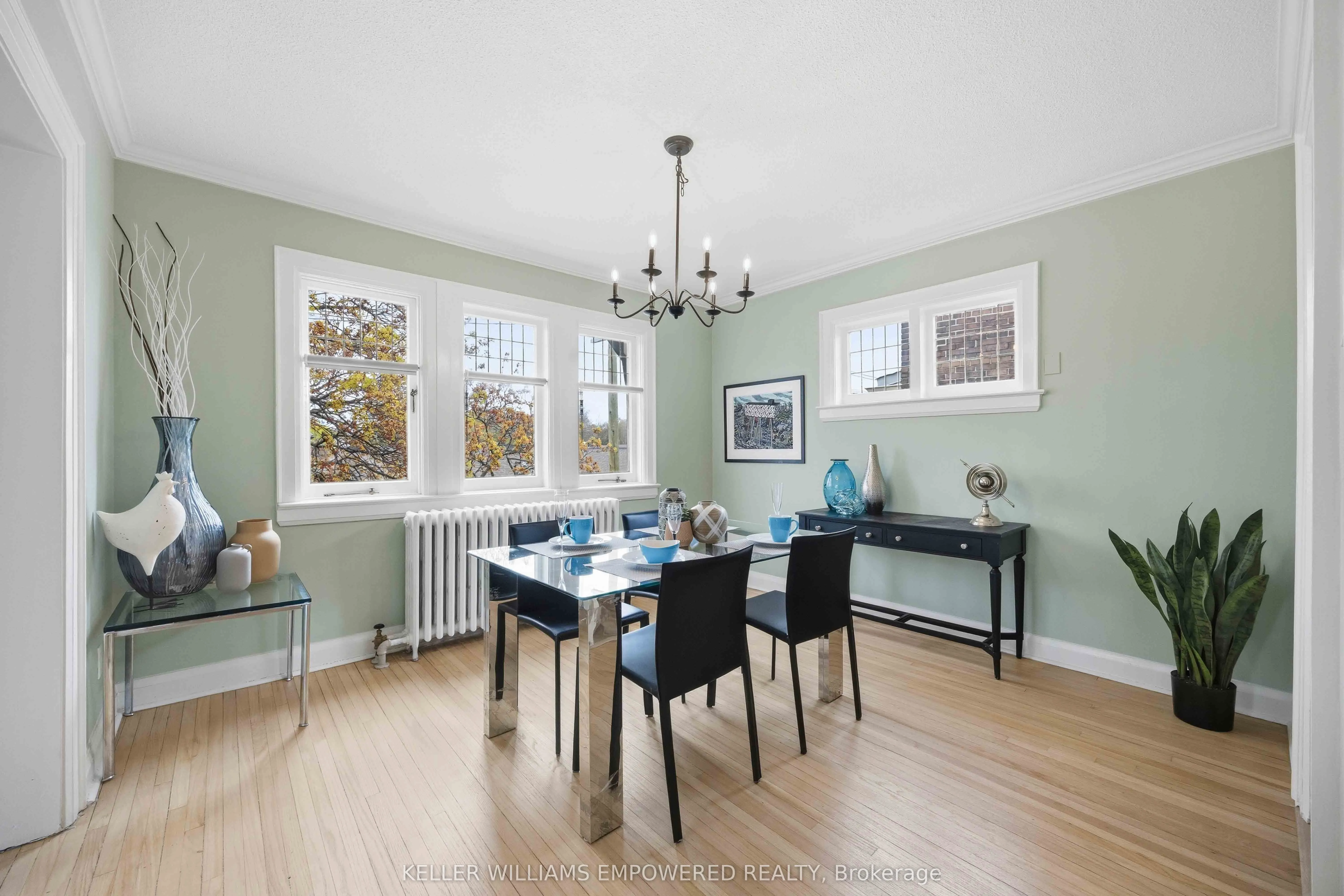 313 Lonsdale Road #7
