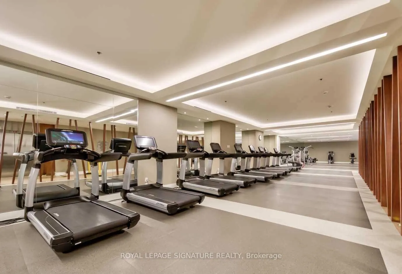 111 St Clair Avenue W #802