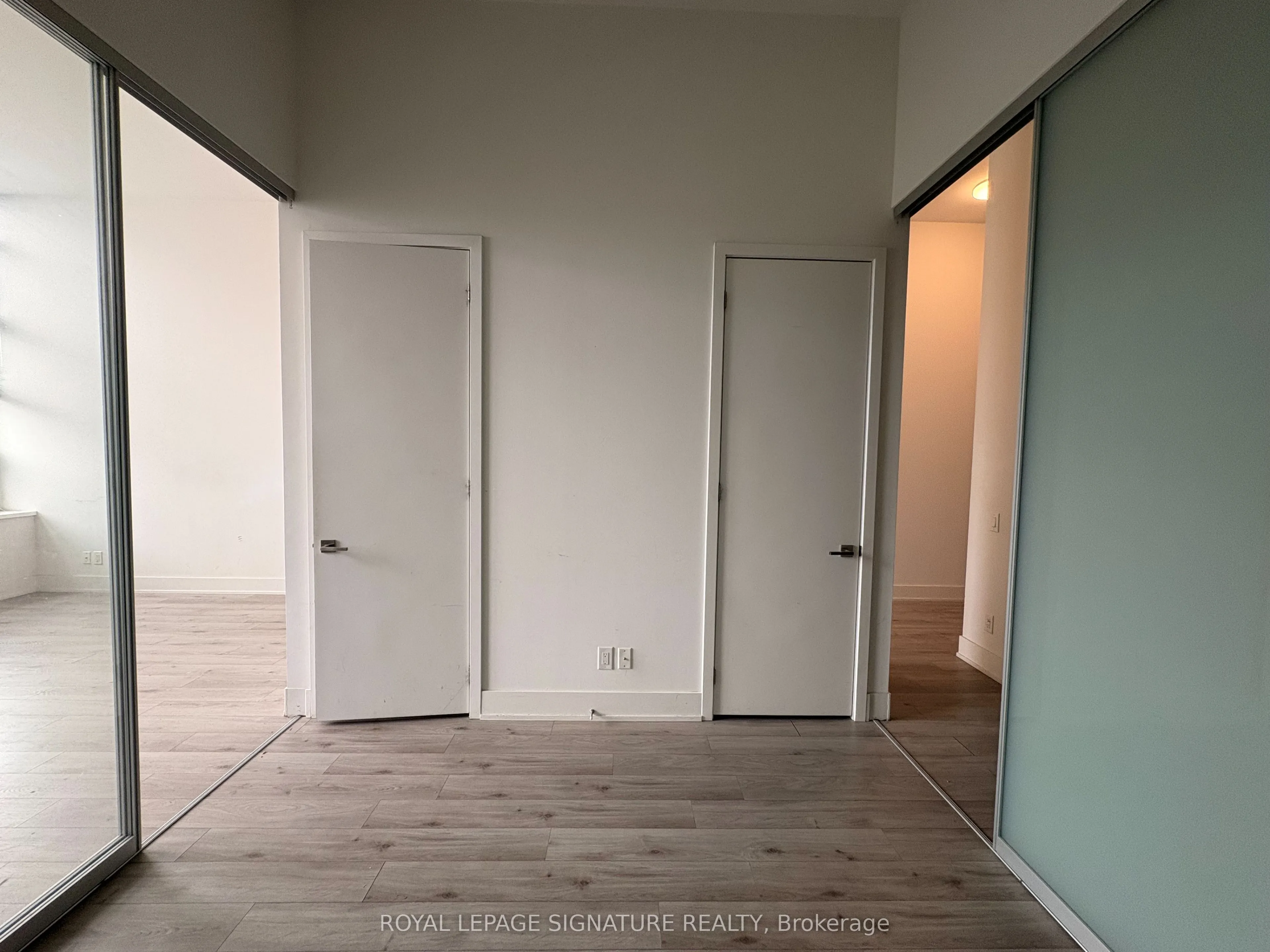 111 St Clair Avenue W #802
