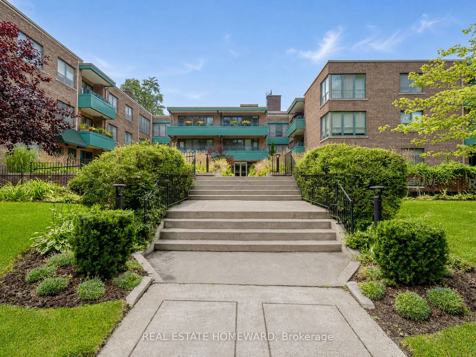 30 Elm Avenue #309