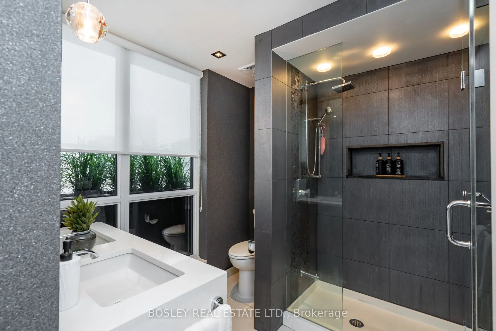 39 Sherbourne Street #1606