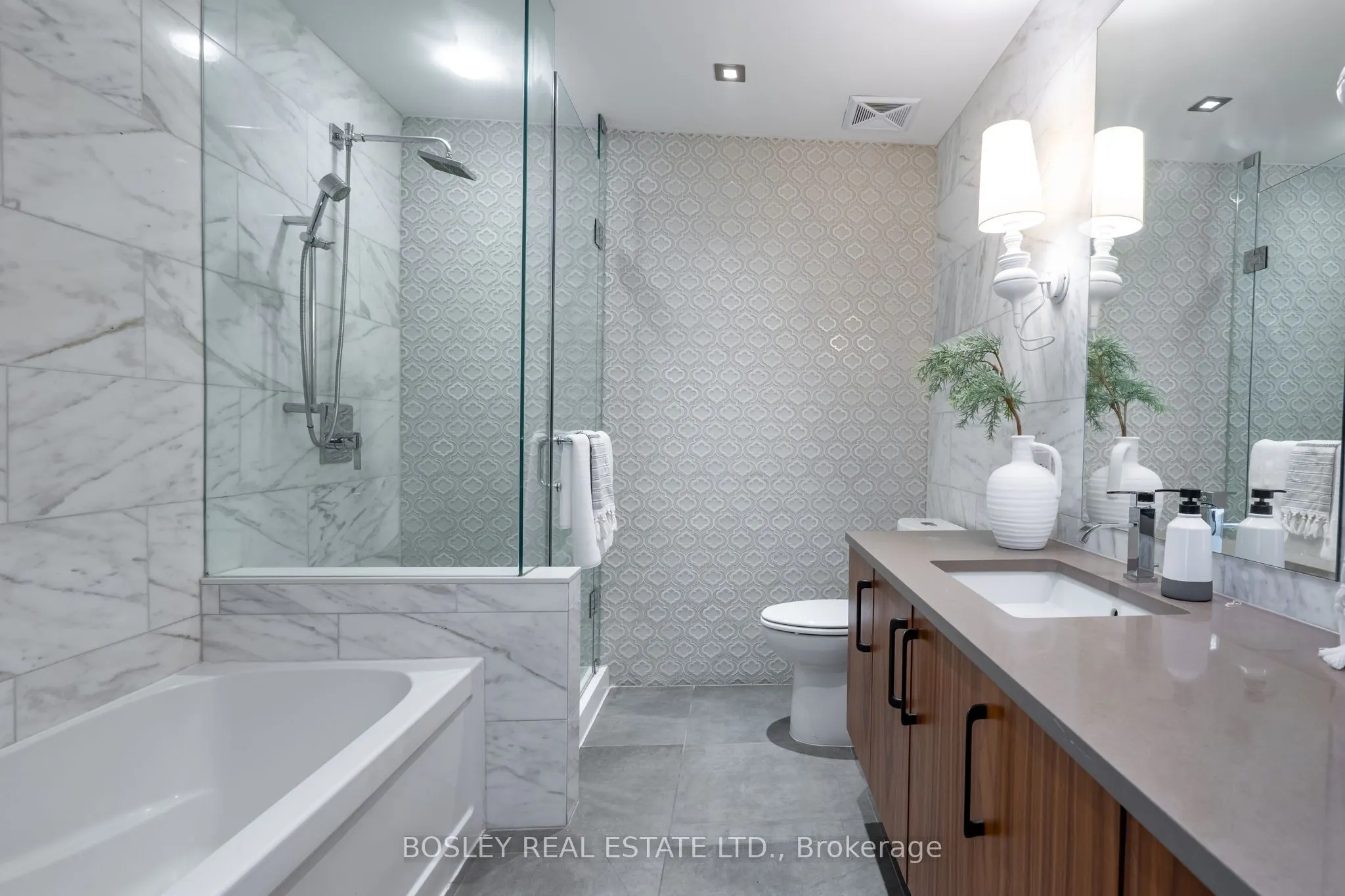 39 Sherbourne Street #1606