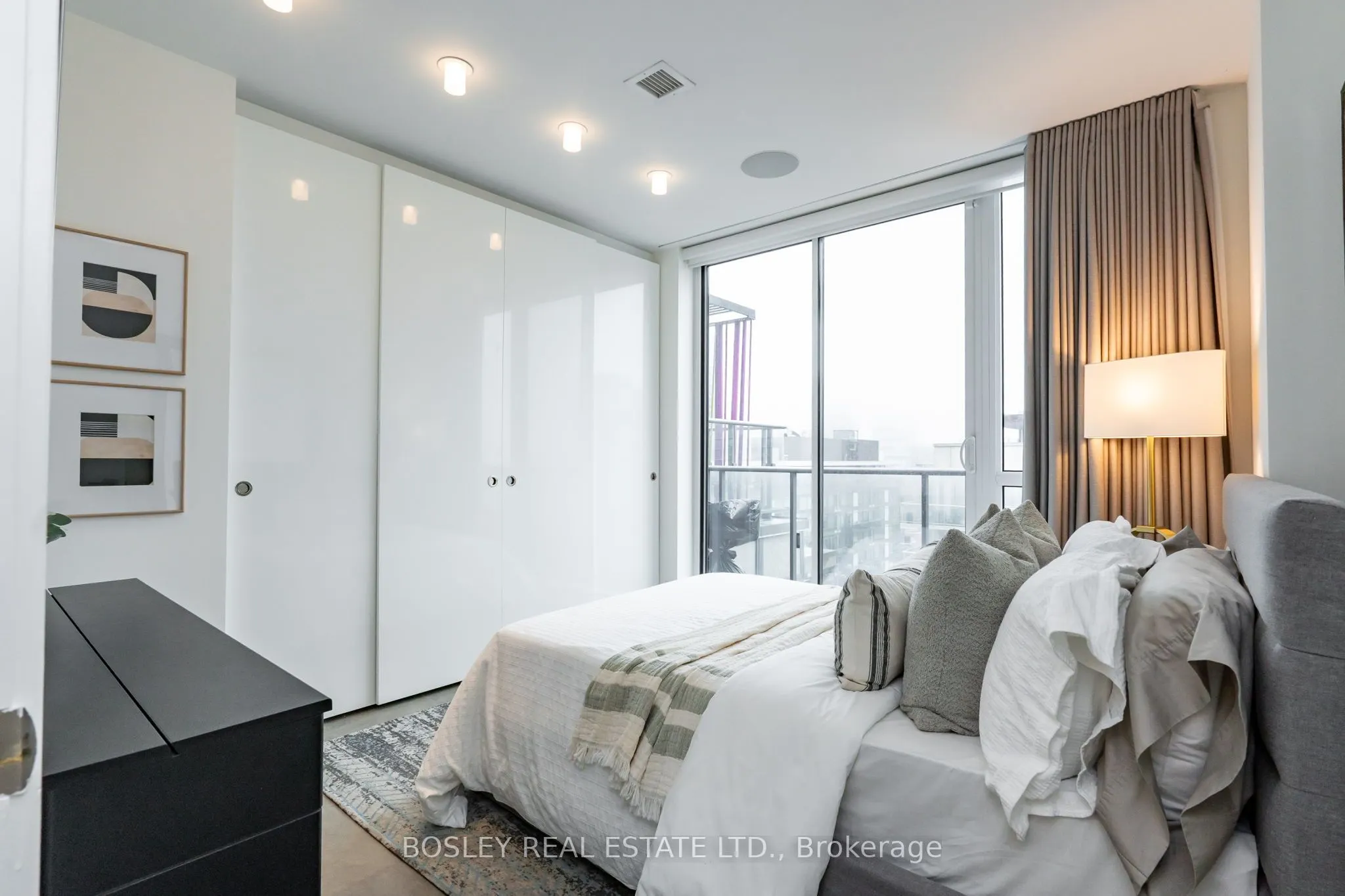 39 Sherbourne Street #1606