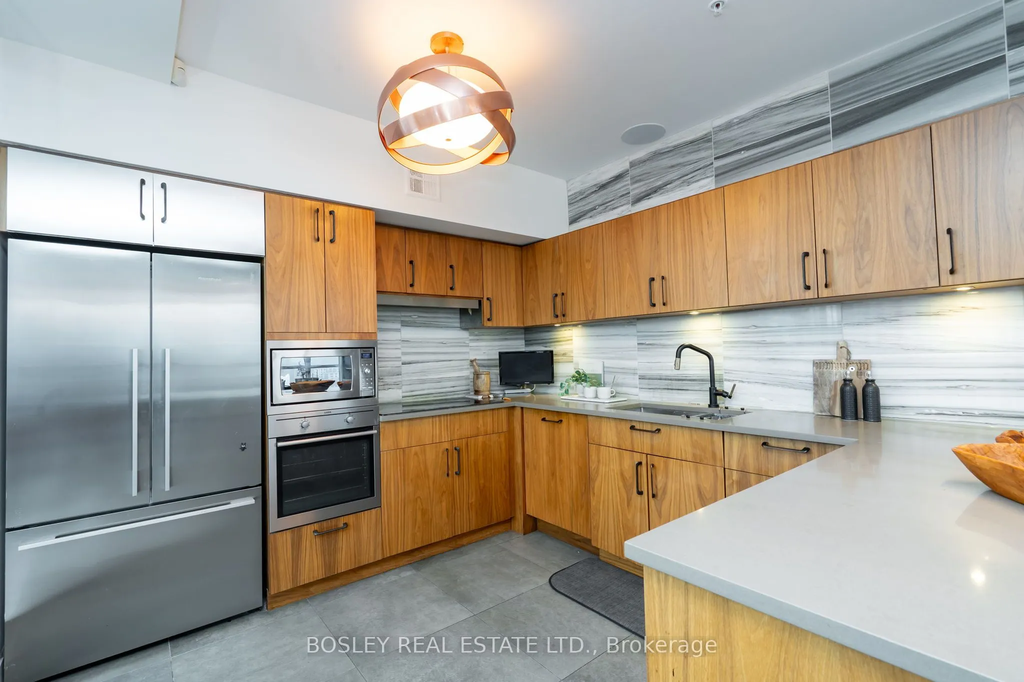 39 Sherbourne Street #1606