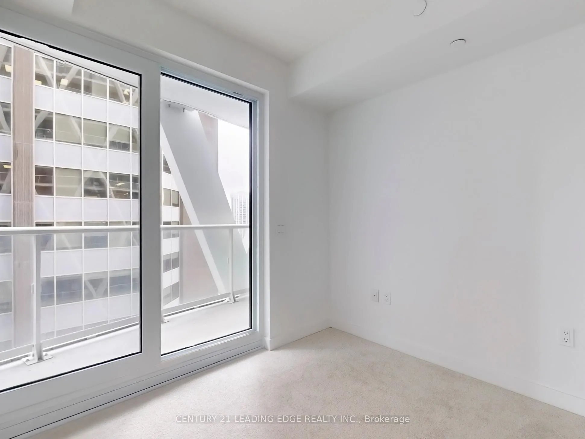 230 Simcoe Street #2212