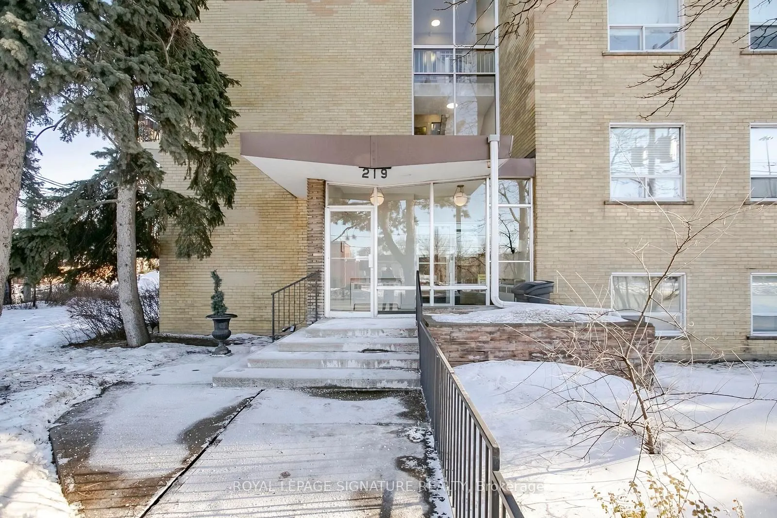 219 Wilson Avenue #305