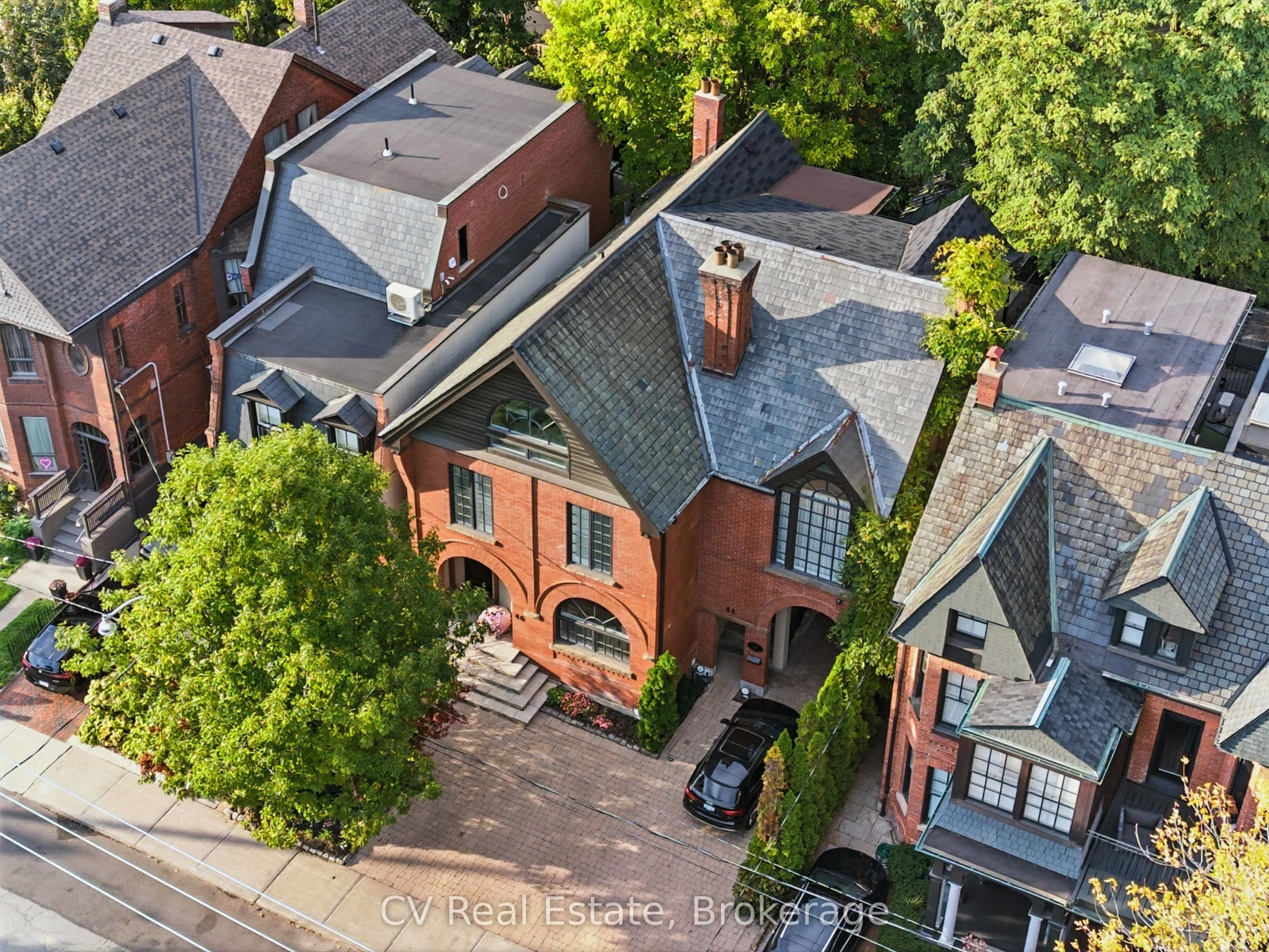 46 Bernard Avenue