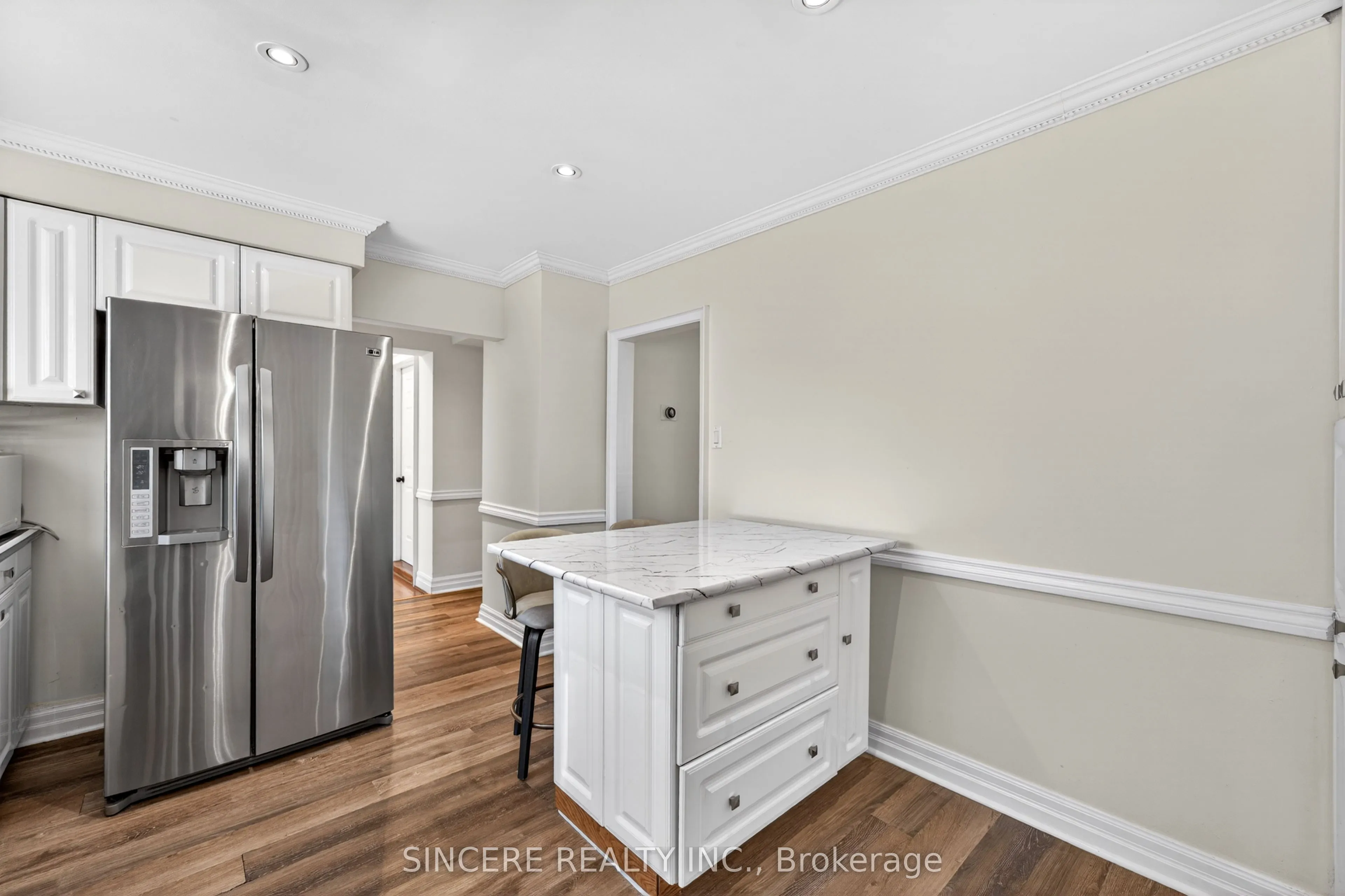 48 Bellbury Crescent