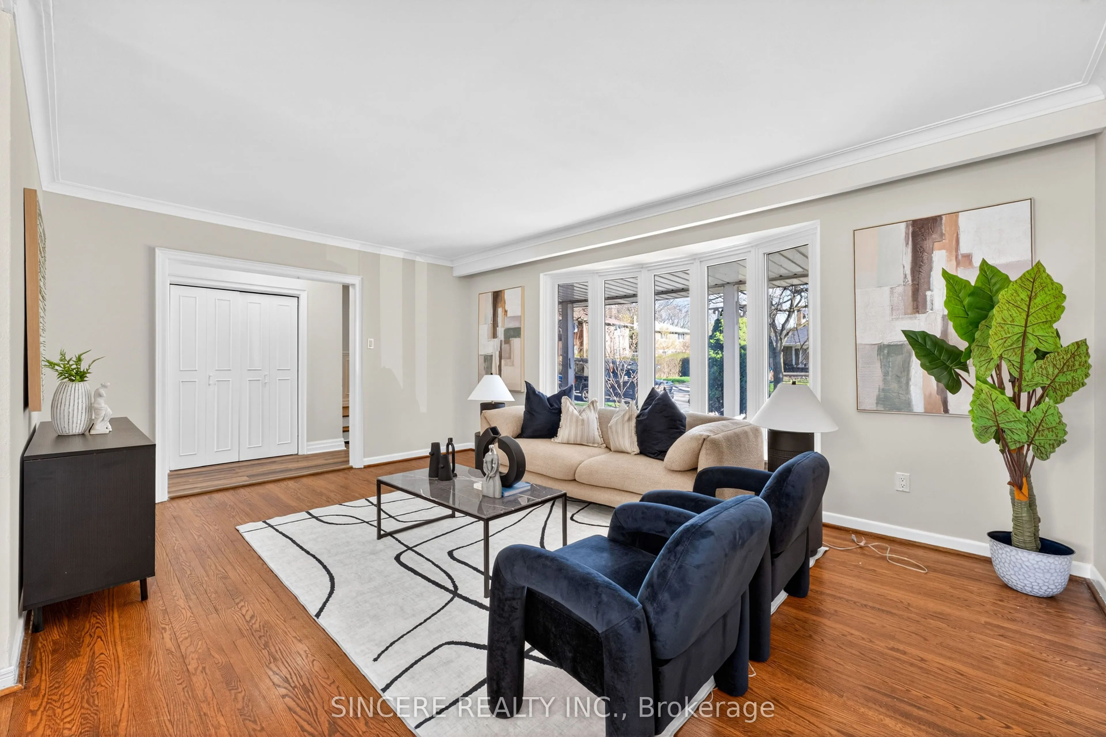 48 Bellbury Crescent