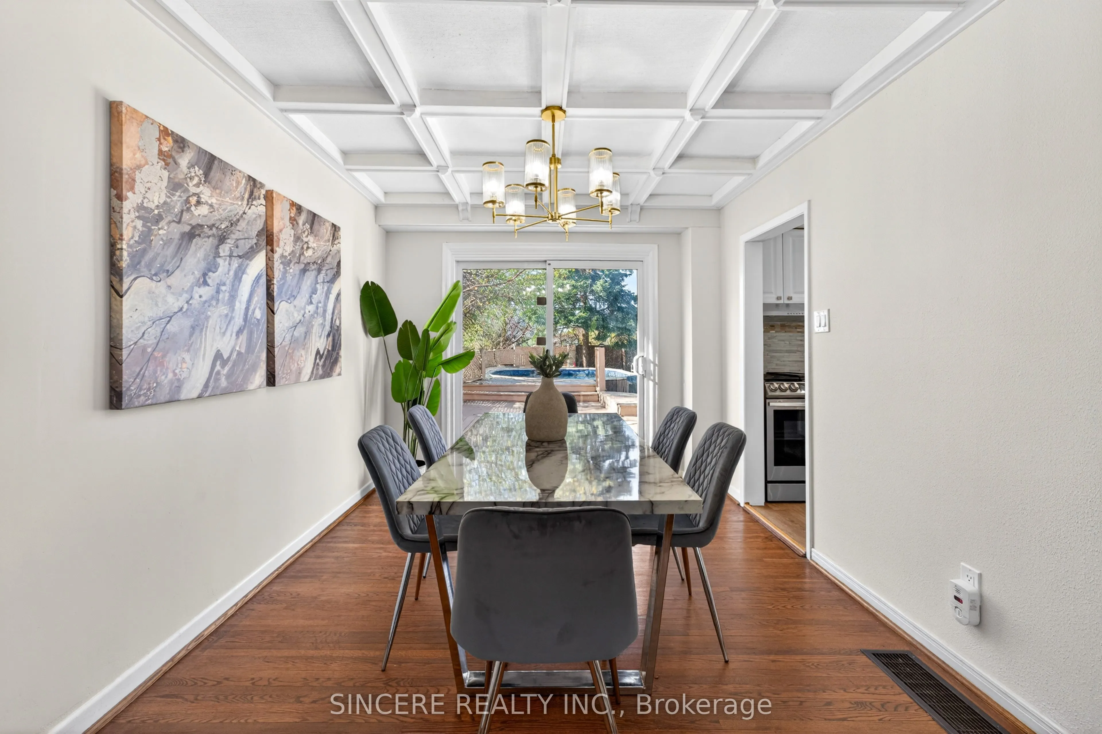 48 Bellbury Crescent