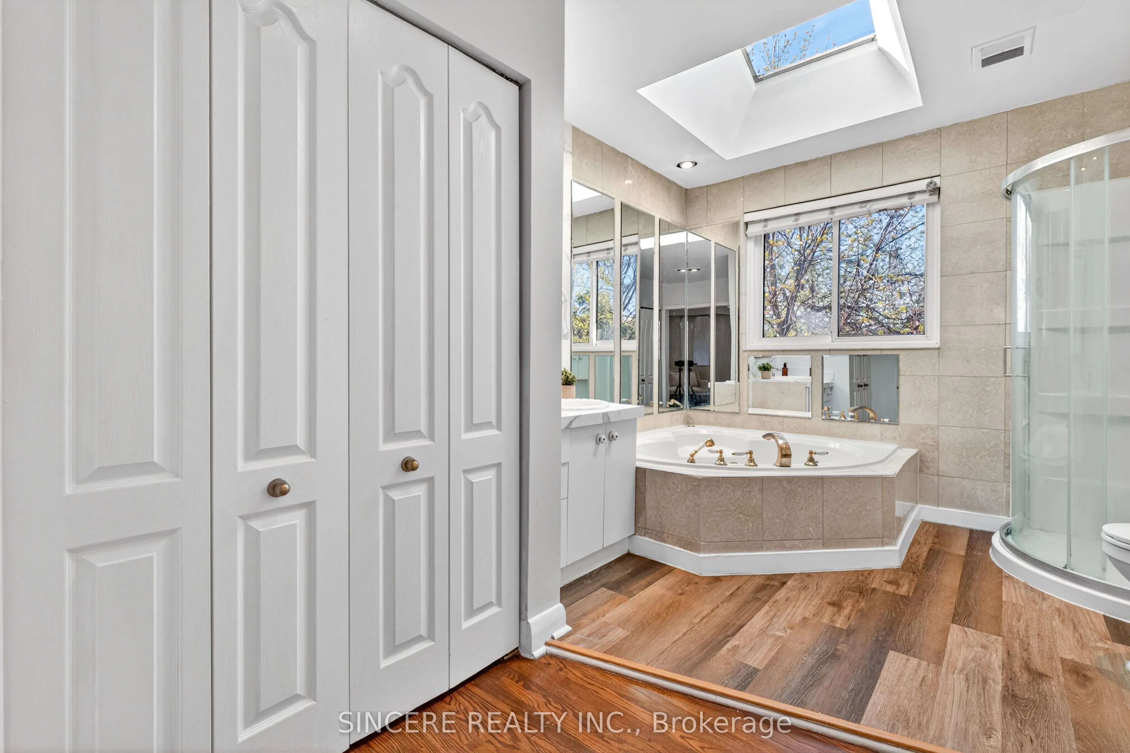 48 Bellbury Crescent