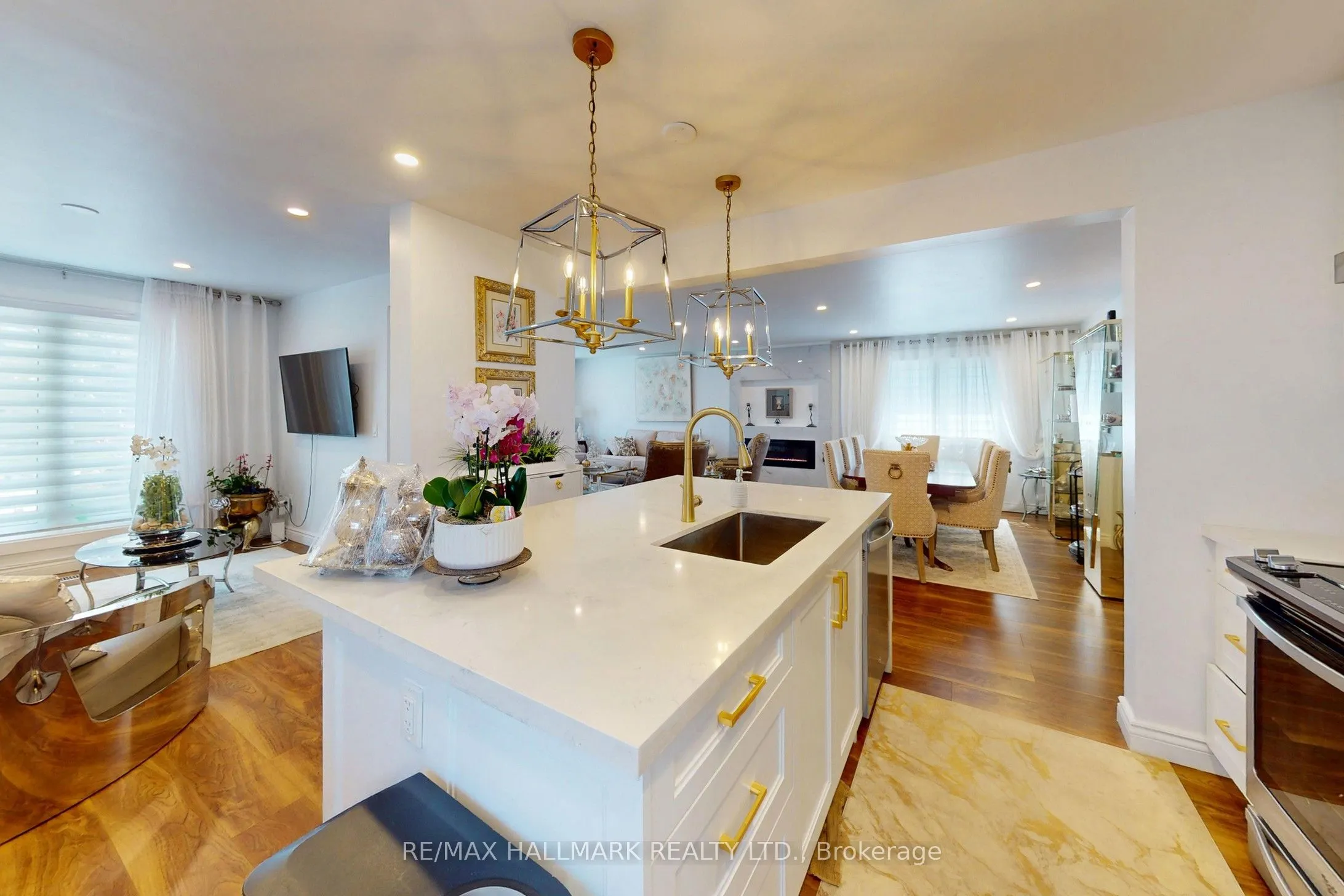 96 Searle Avenue