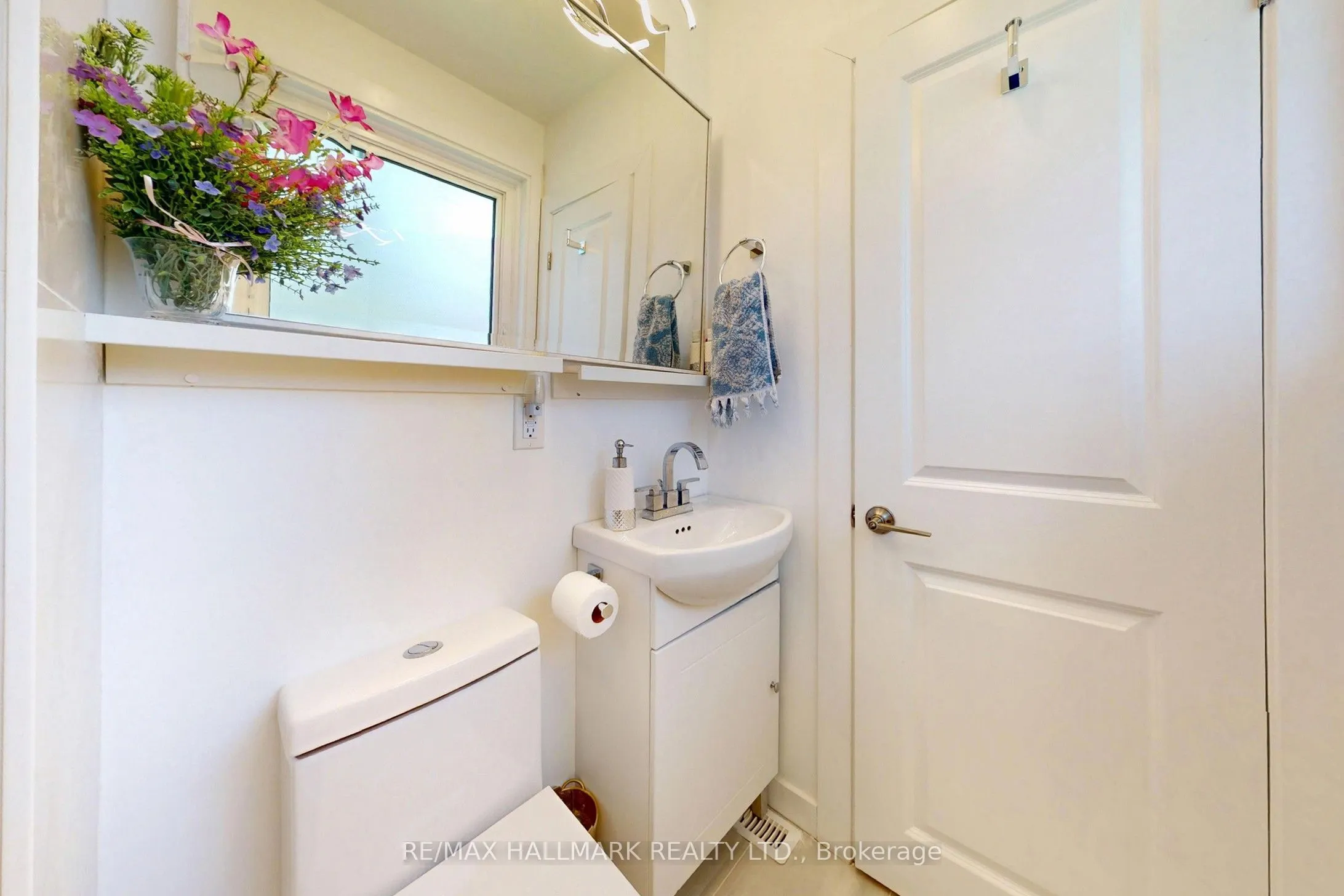 96 Searle Avenue
