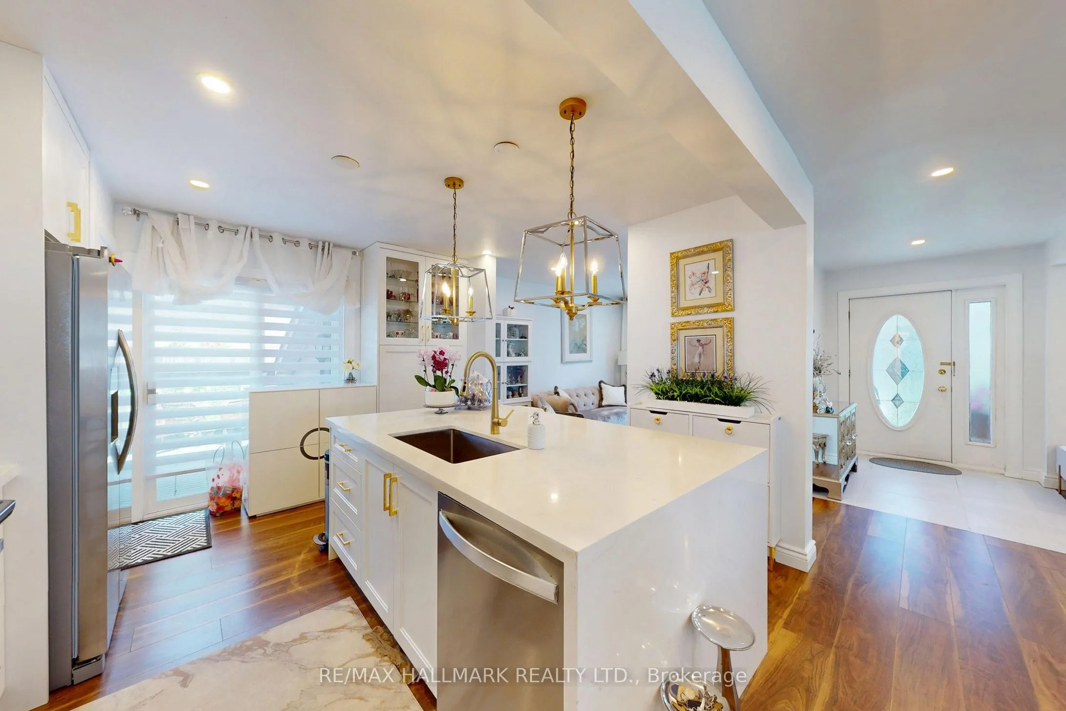 96 Searle Avenue