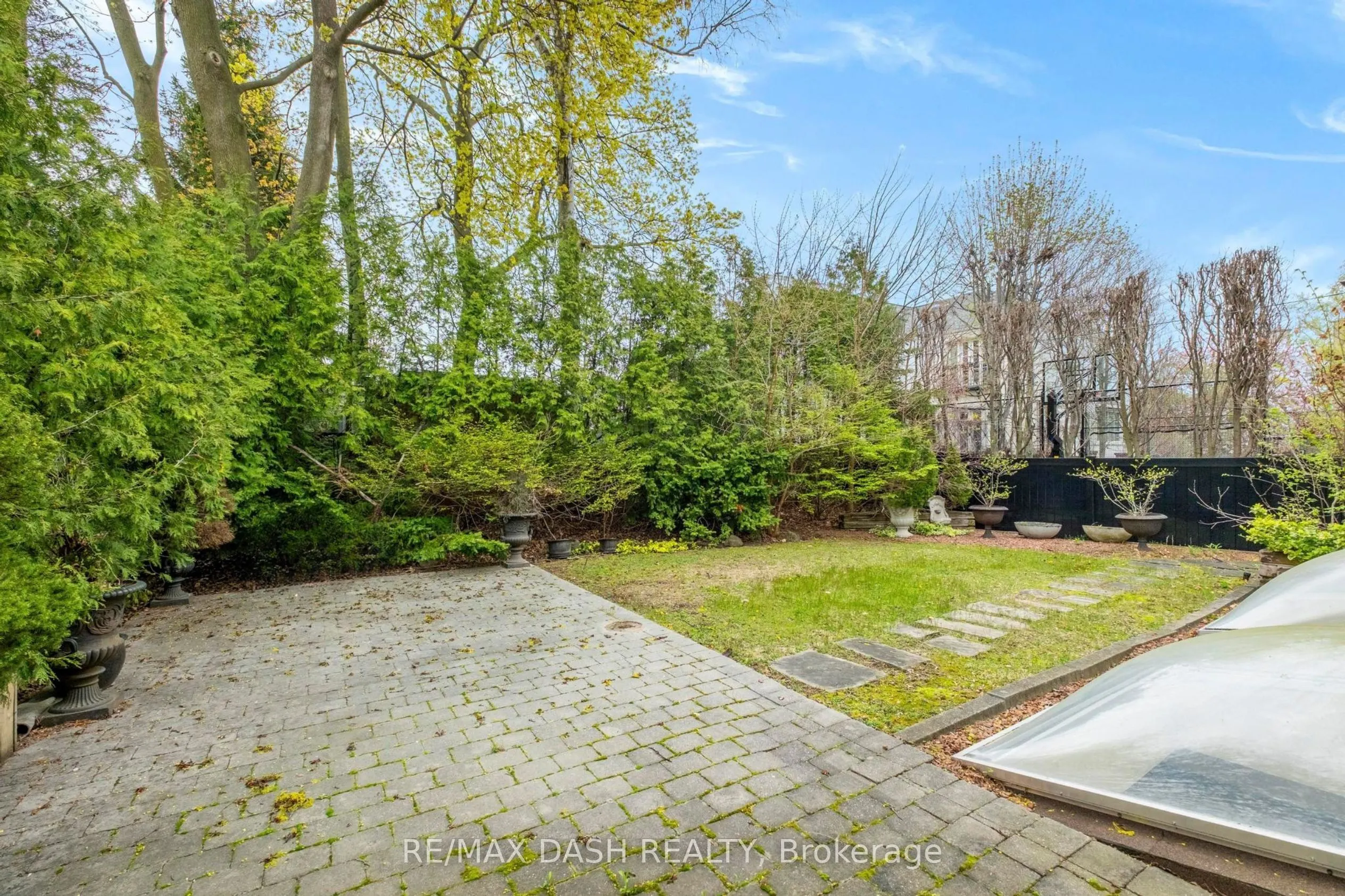 268 Lonsdale Road