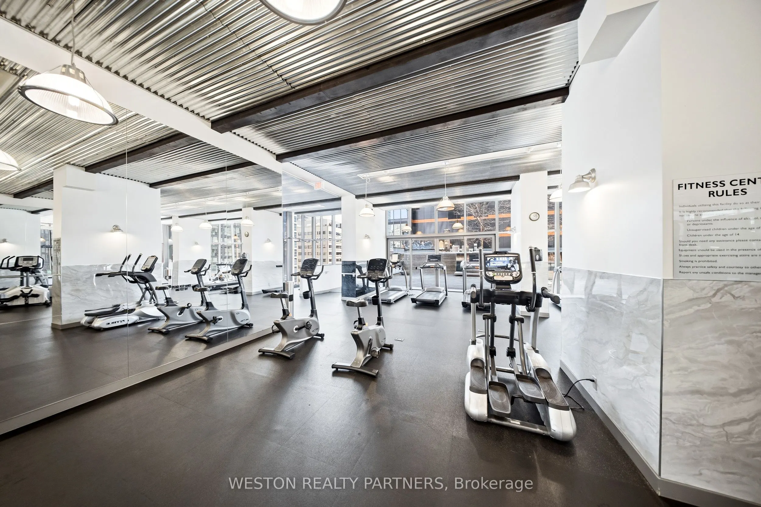 5 st joseph Street #208
