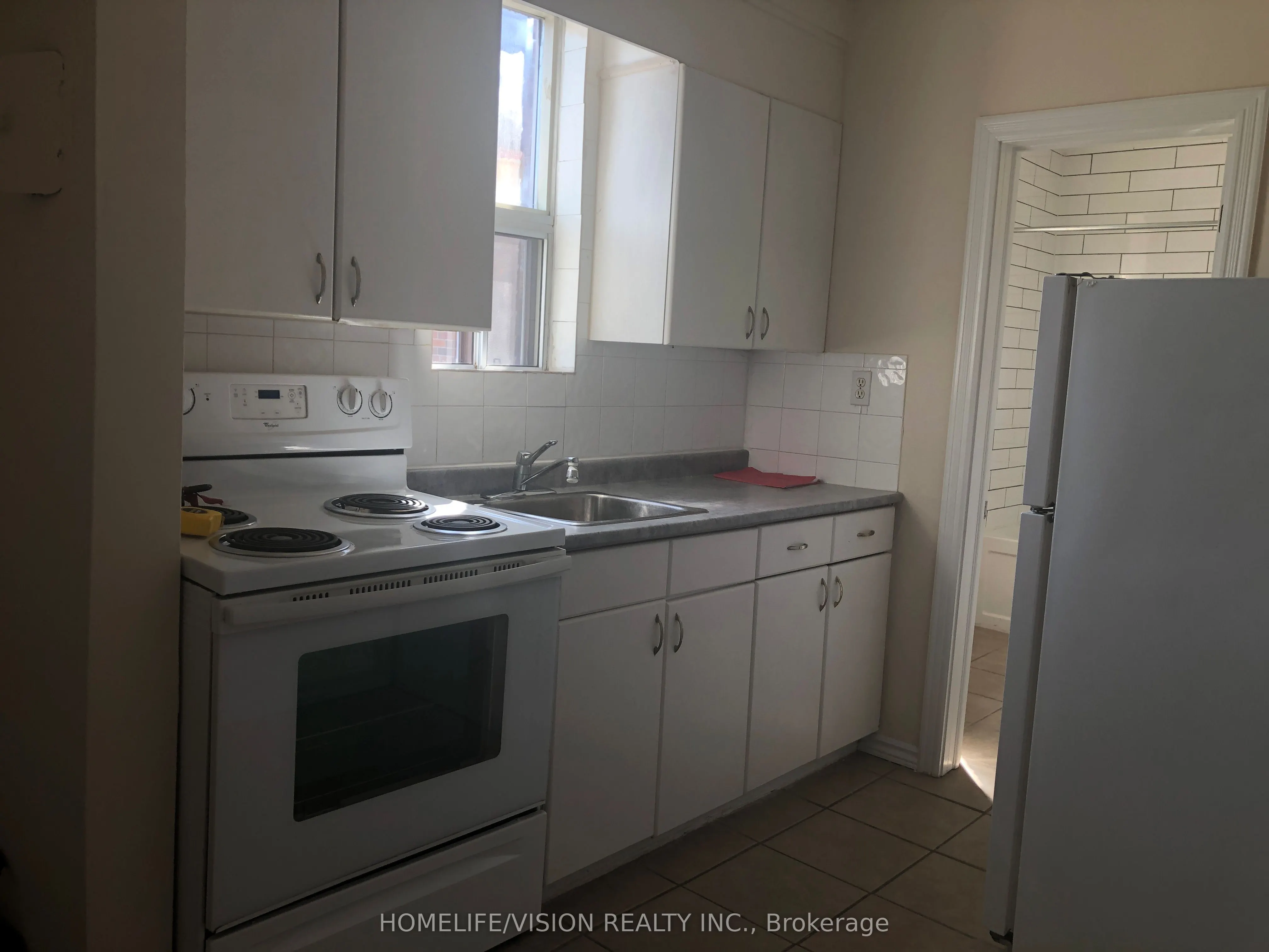 421 Sutherland Drive #2