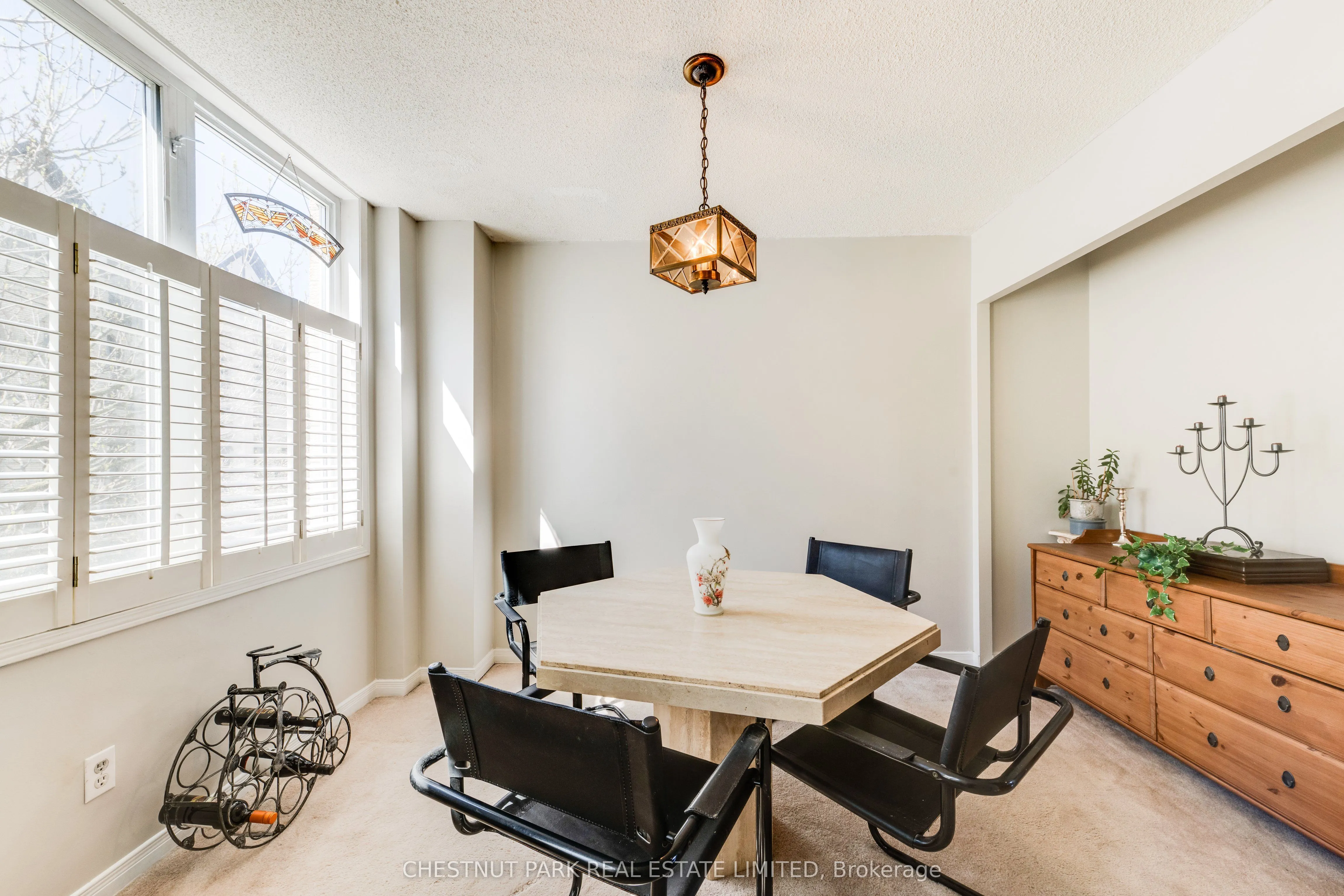 140 Bathurst Street #TH8