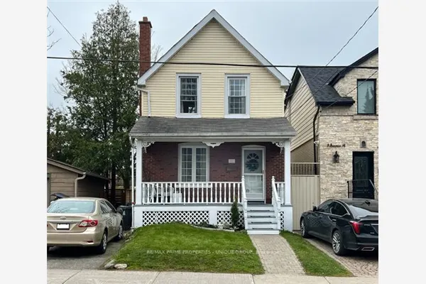 11 Freeman Street