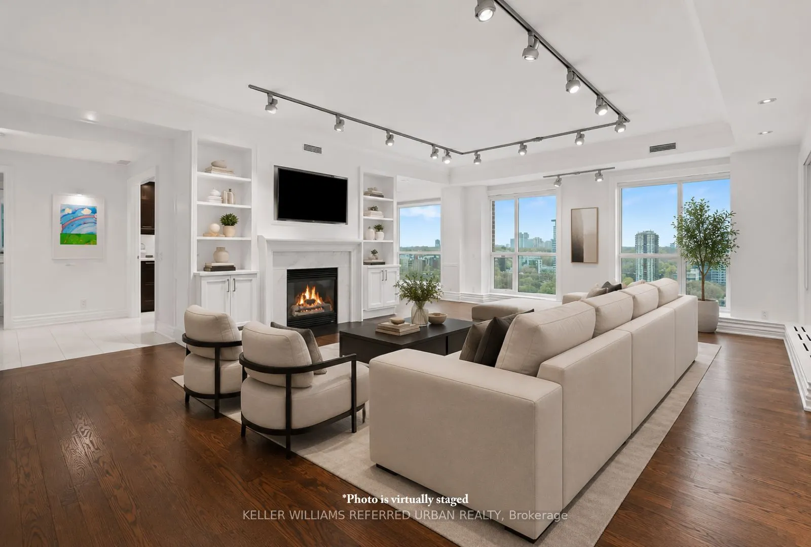 38 Avenue Road #1802