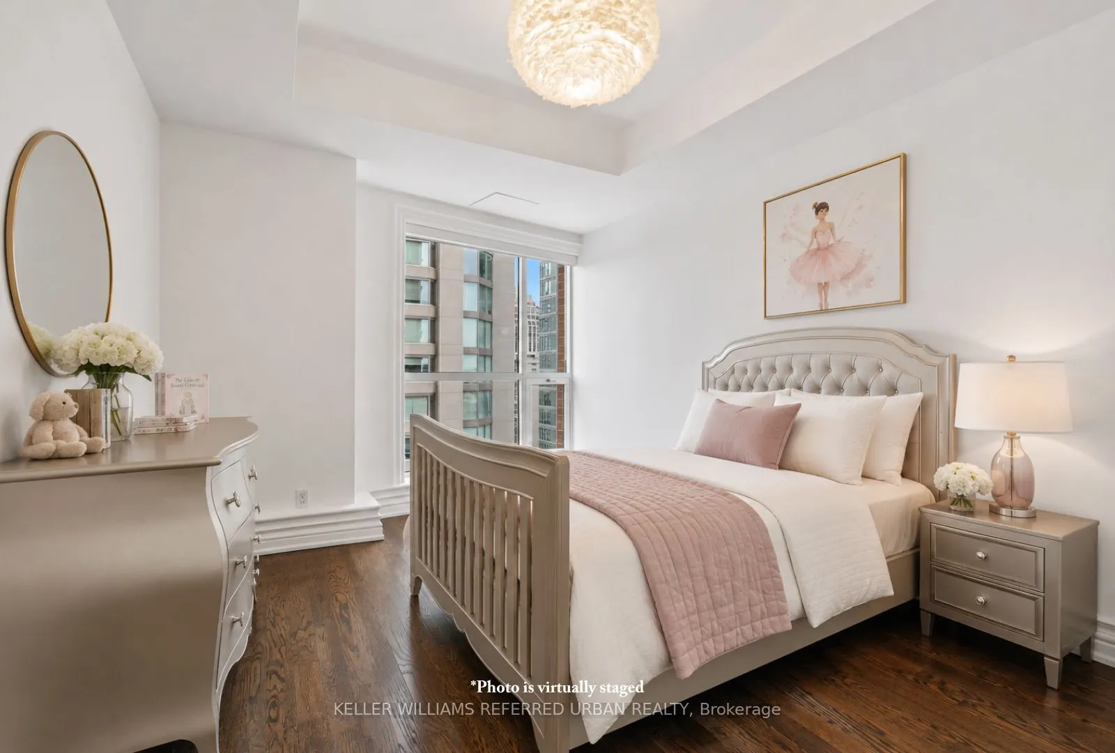 38 Avenue Road #1802