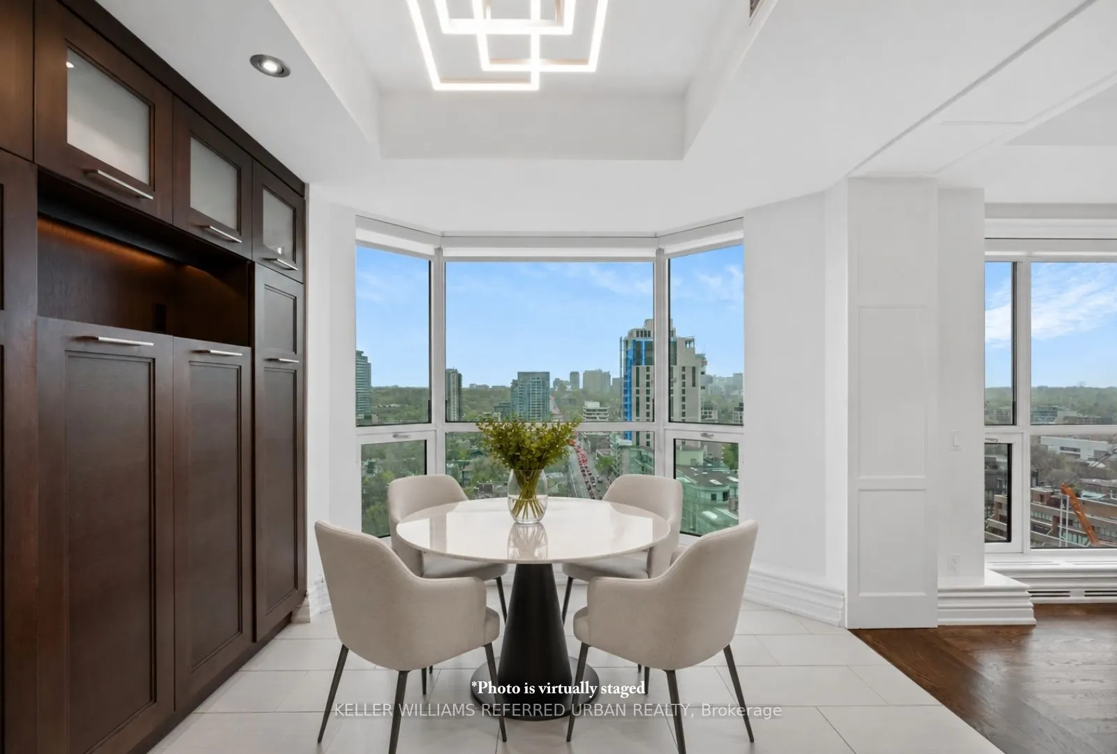 38 Avenue Road #1802