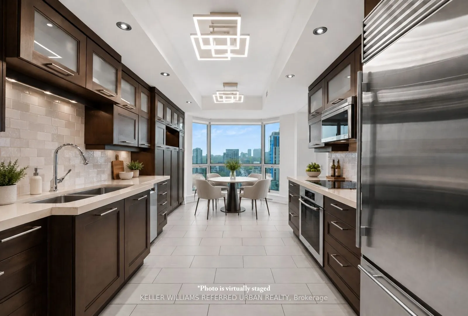 38 Avenue Road #1802