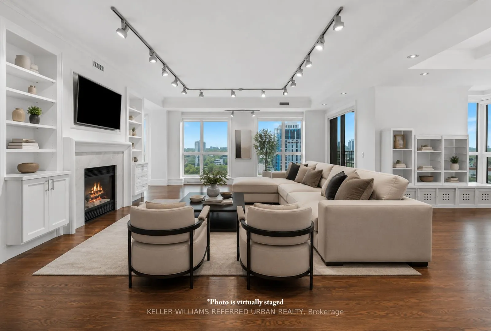 38 Avenue Road #1802