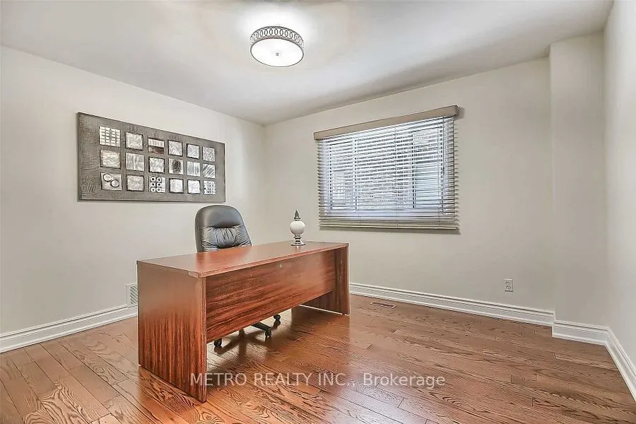 17 Twin Circle Court