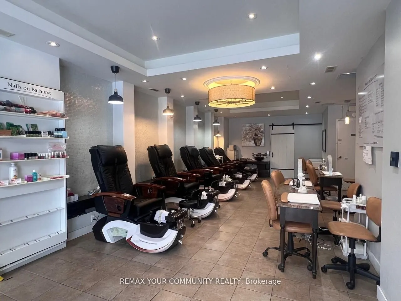 3887 Bathurst Street