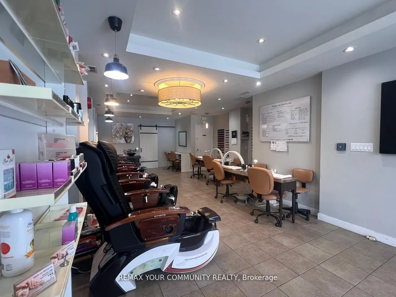 3887 Bathurst Street