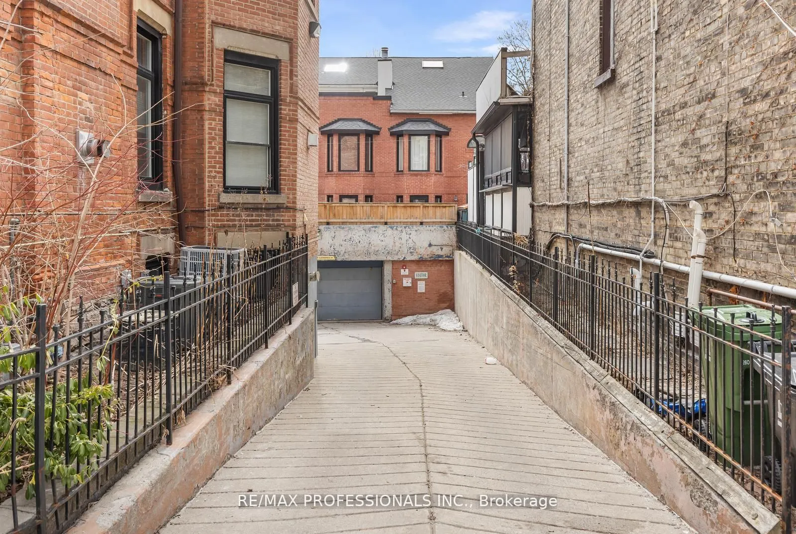 253 Wellesley Street E #C