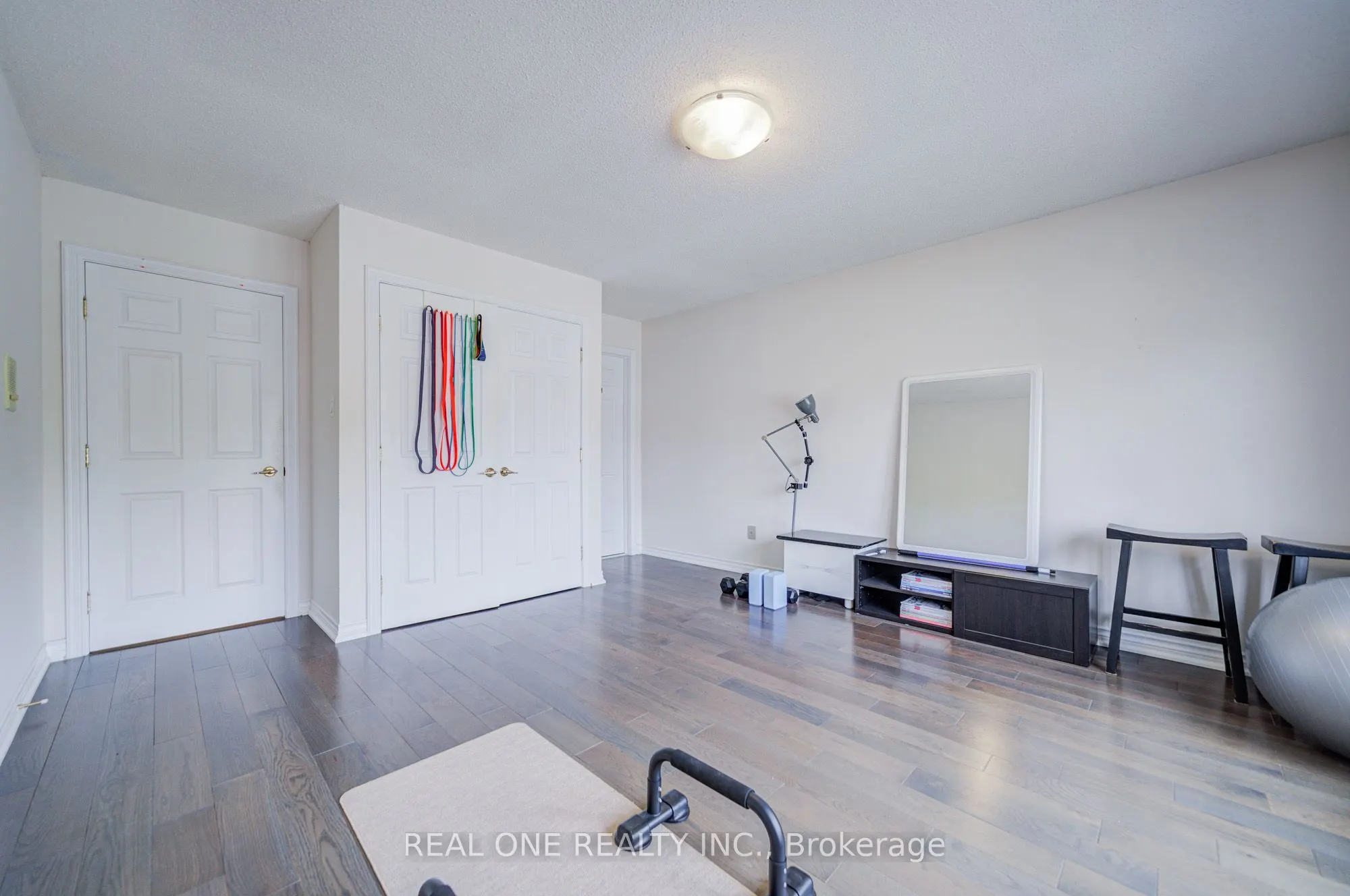261 Mckee Avenue