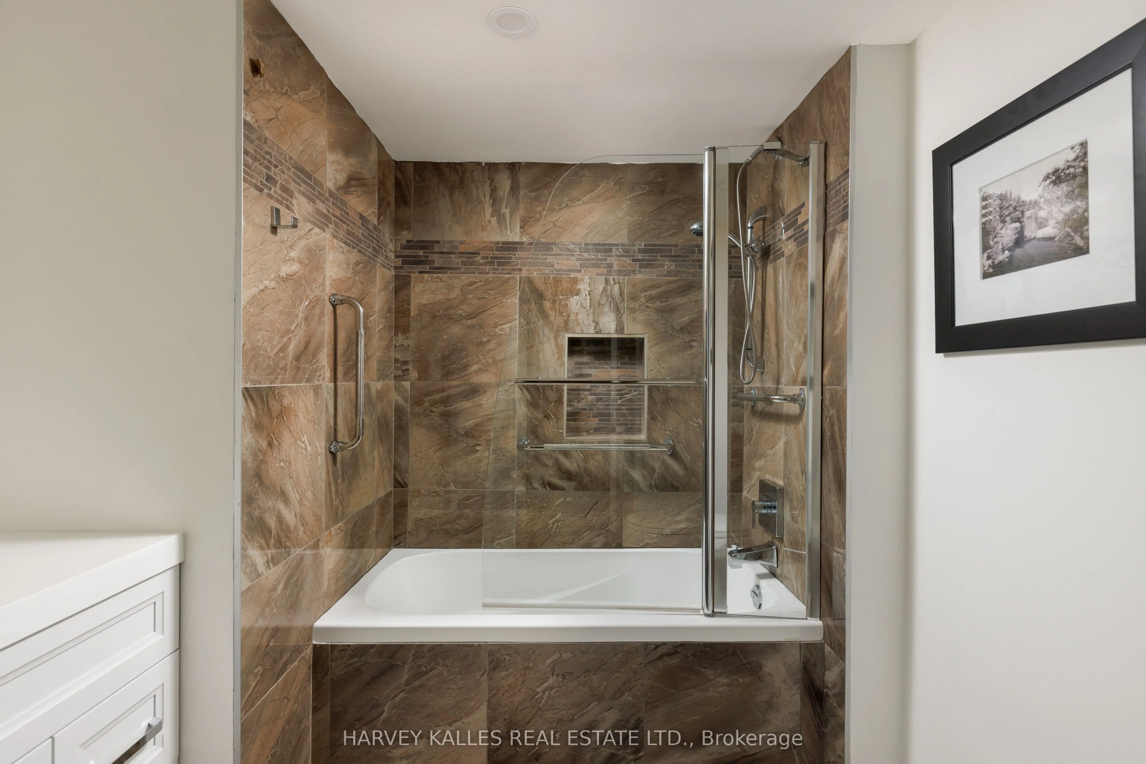 447 Walmer Road #307