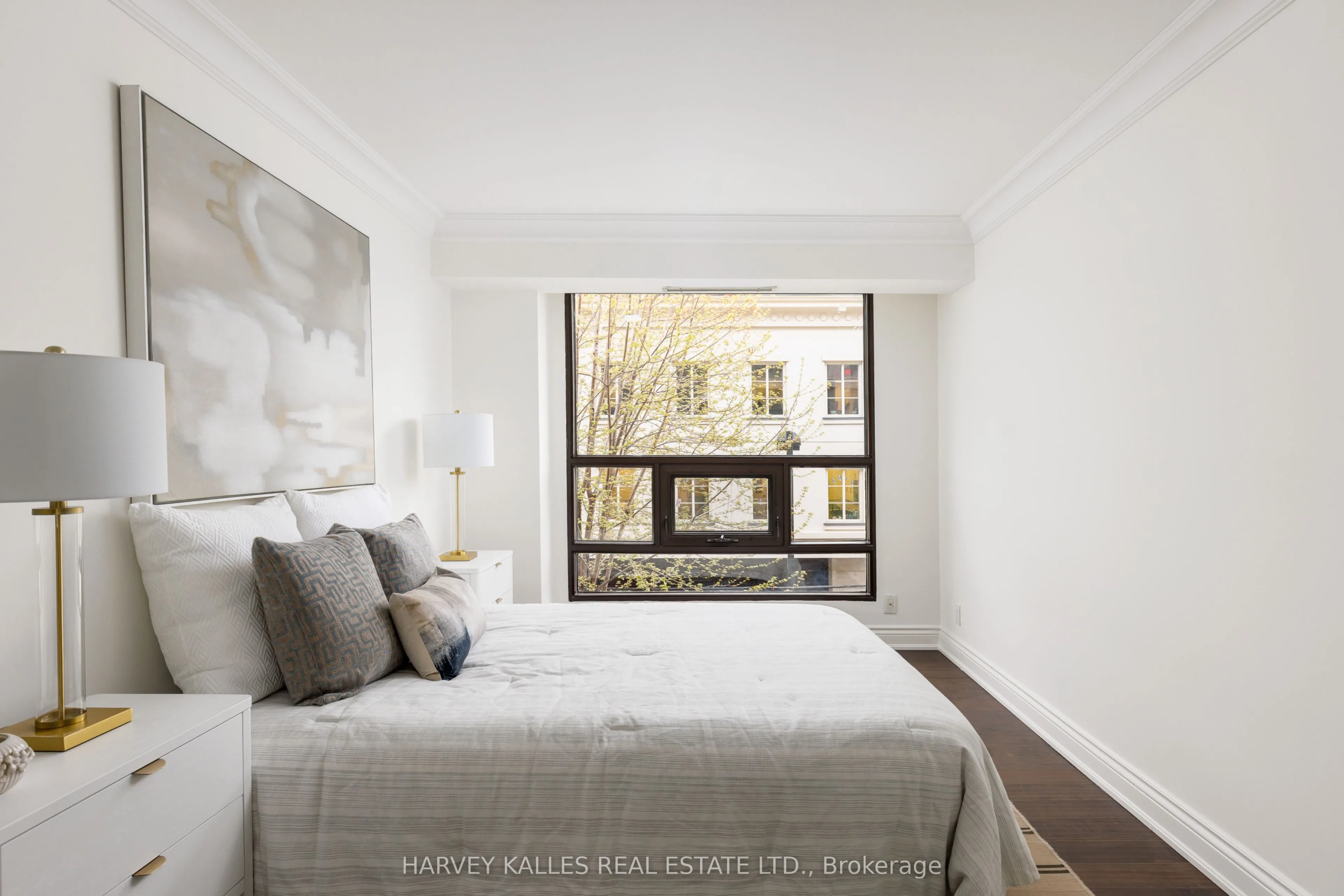 447 Walmer Road #307