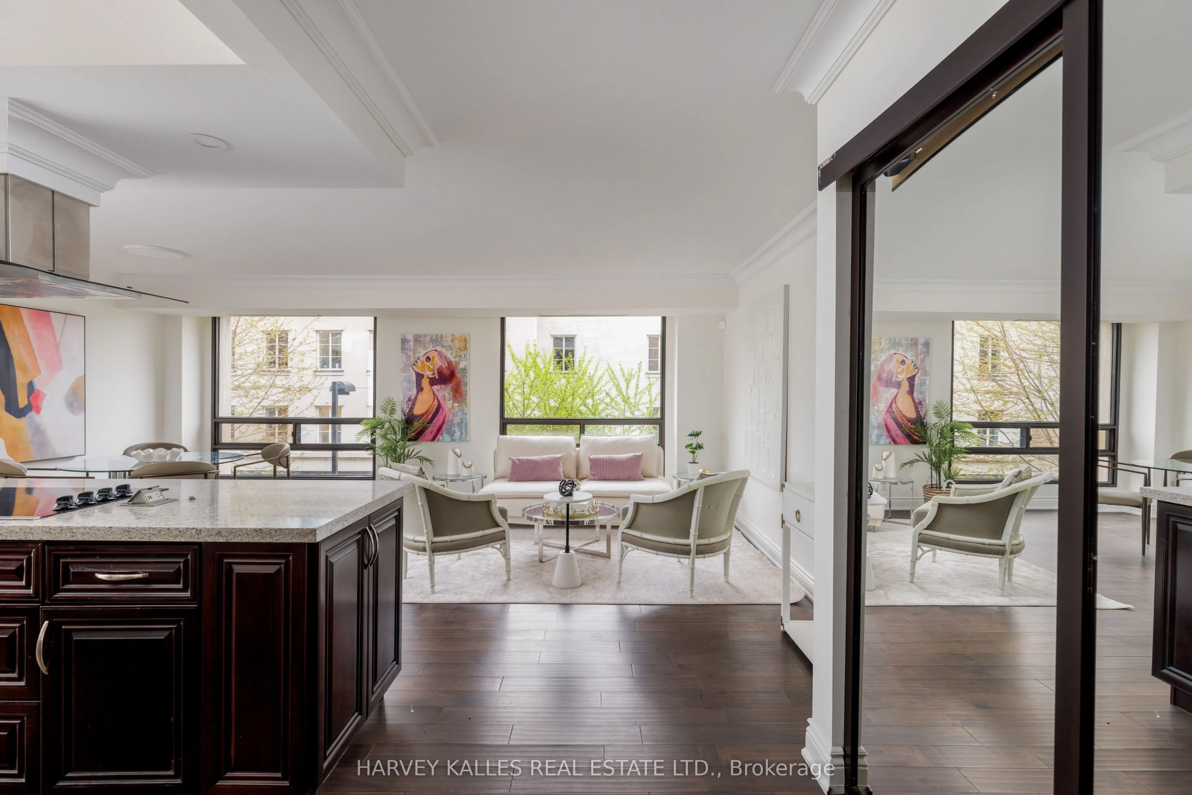 447 Walmer Road #307