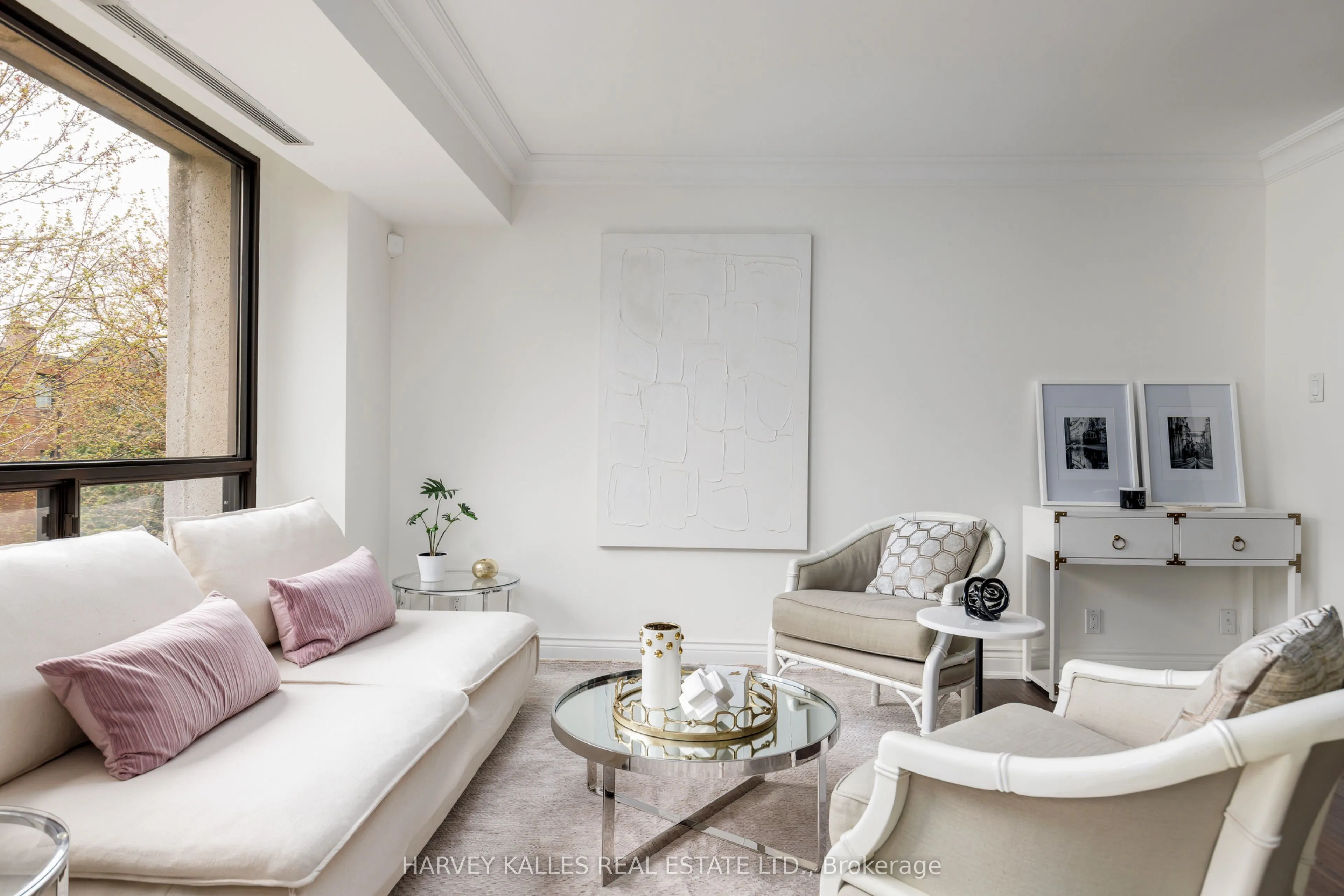 447 Walmer Road #307