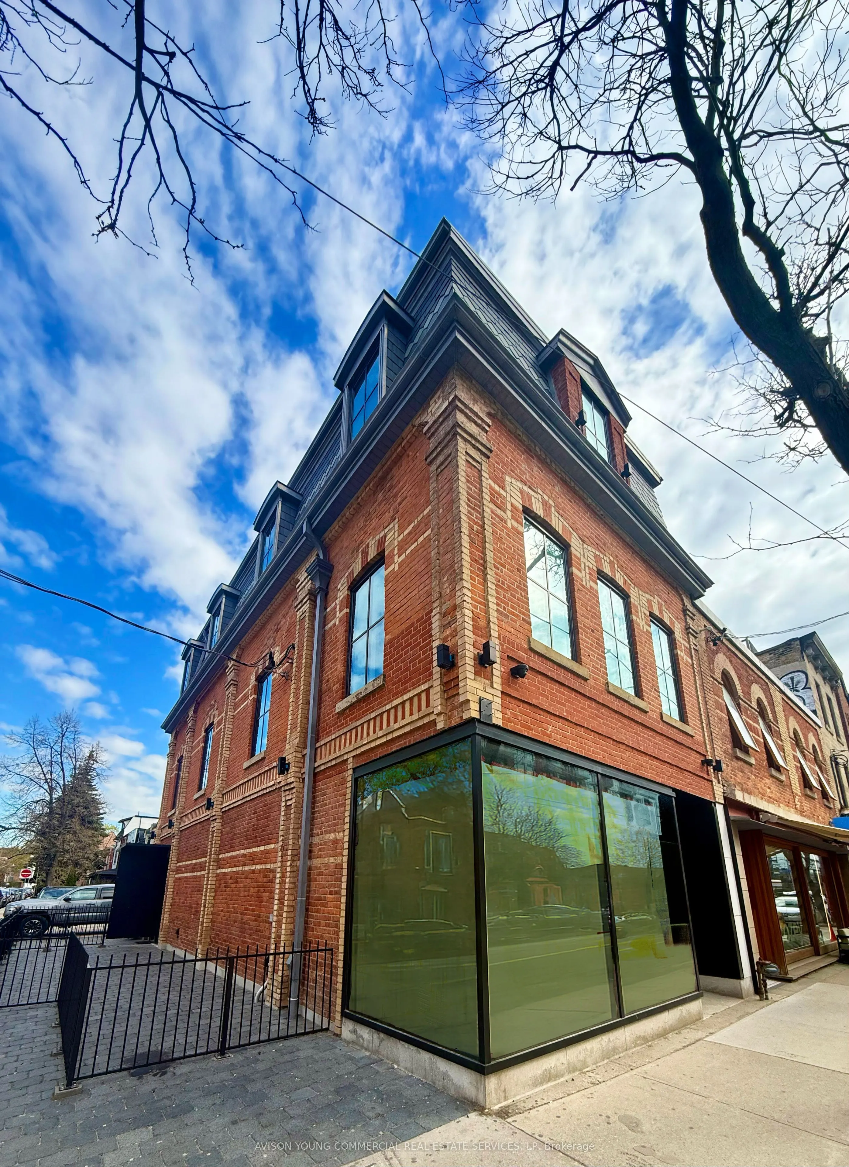 1030 Queen Street W #GF & LL