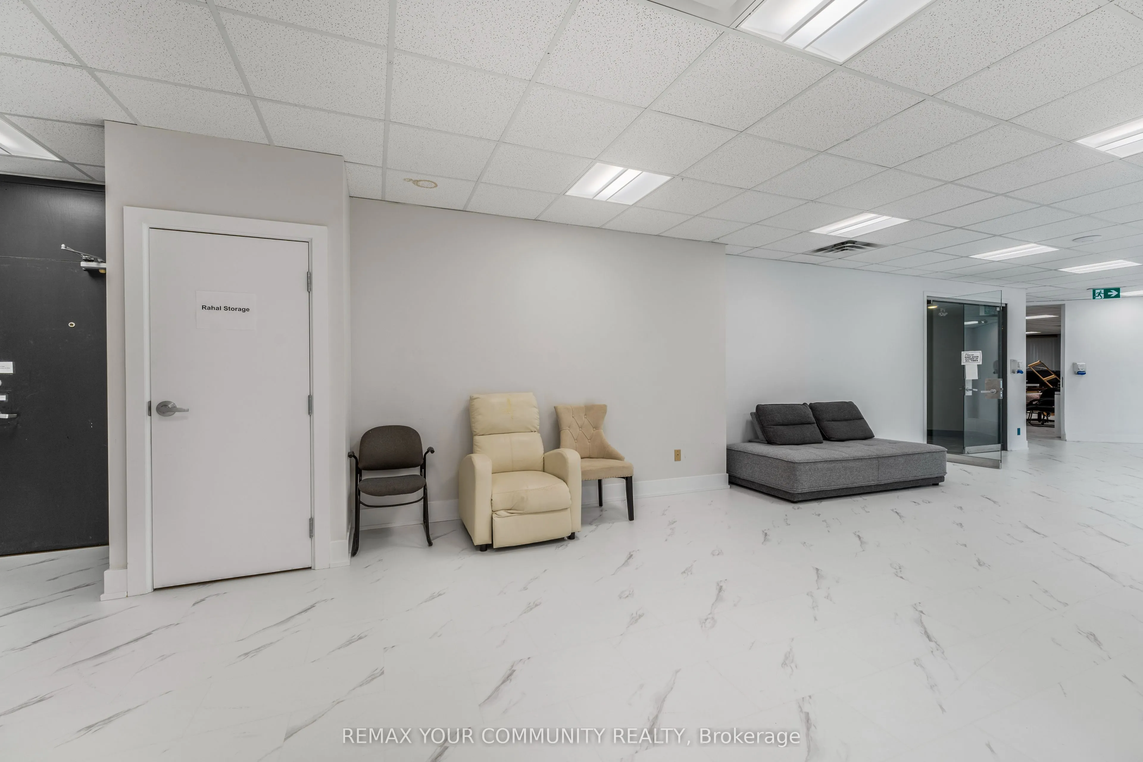 1131A Leslie Street #207