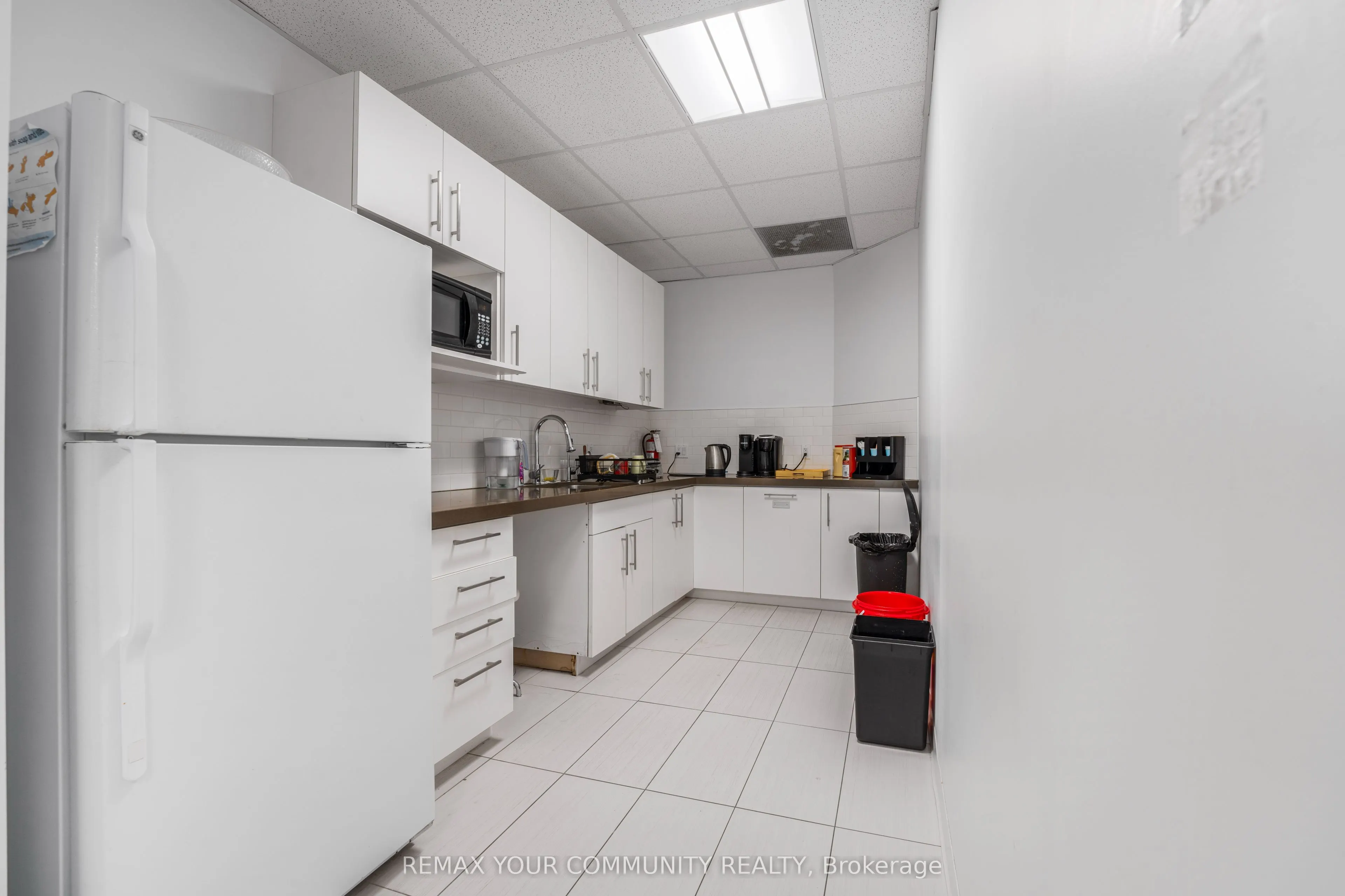 1131A Leslie Street #207