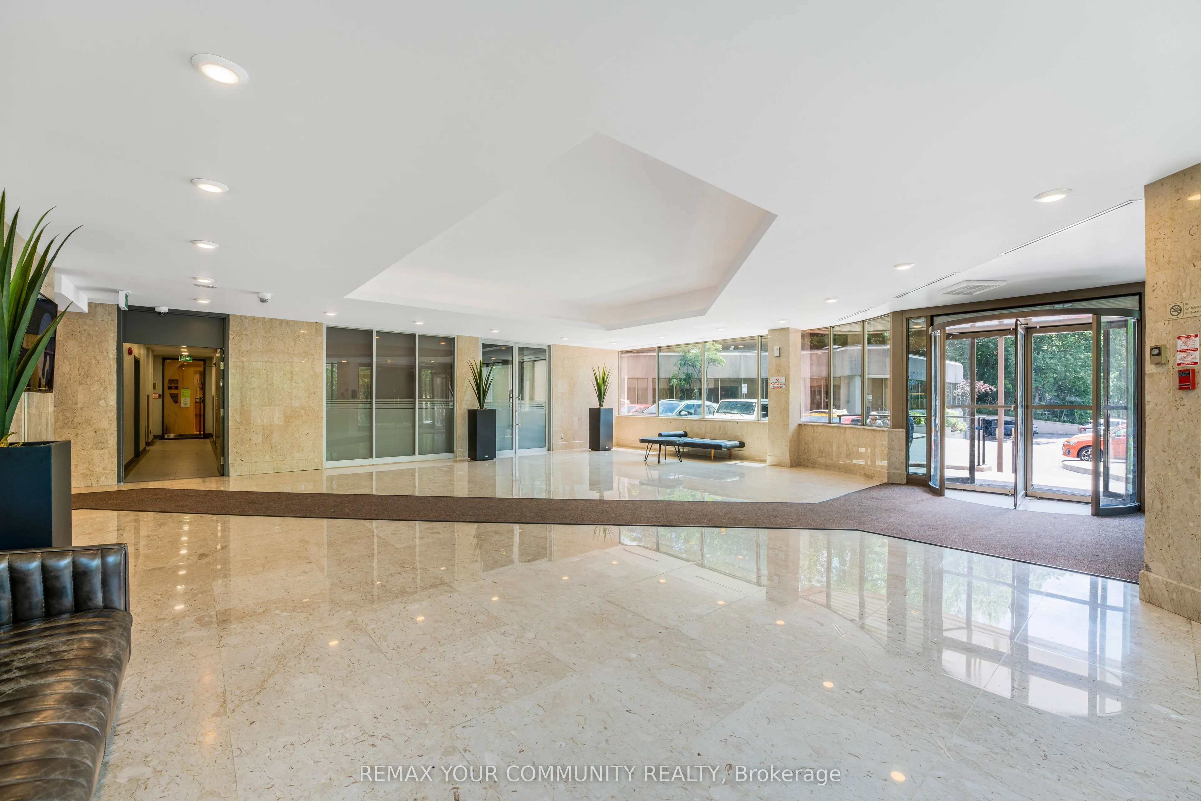 1131A Leslie Street #207