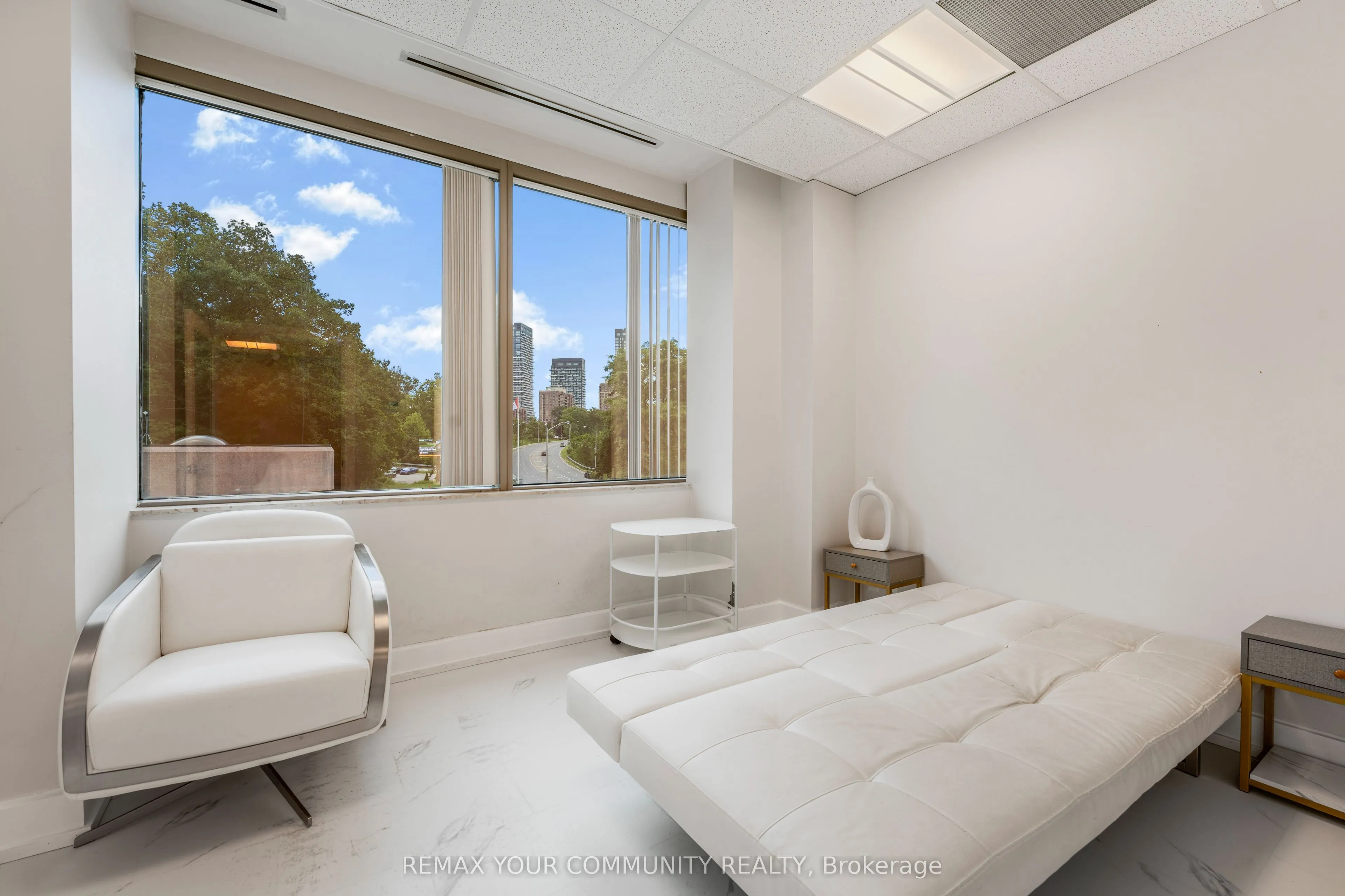 1131A Leslie Street #207