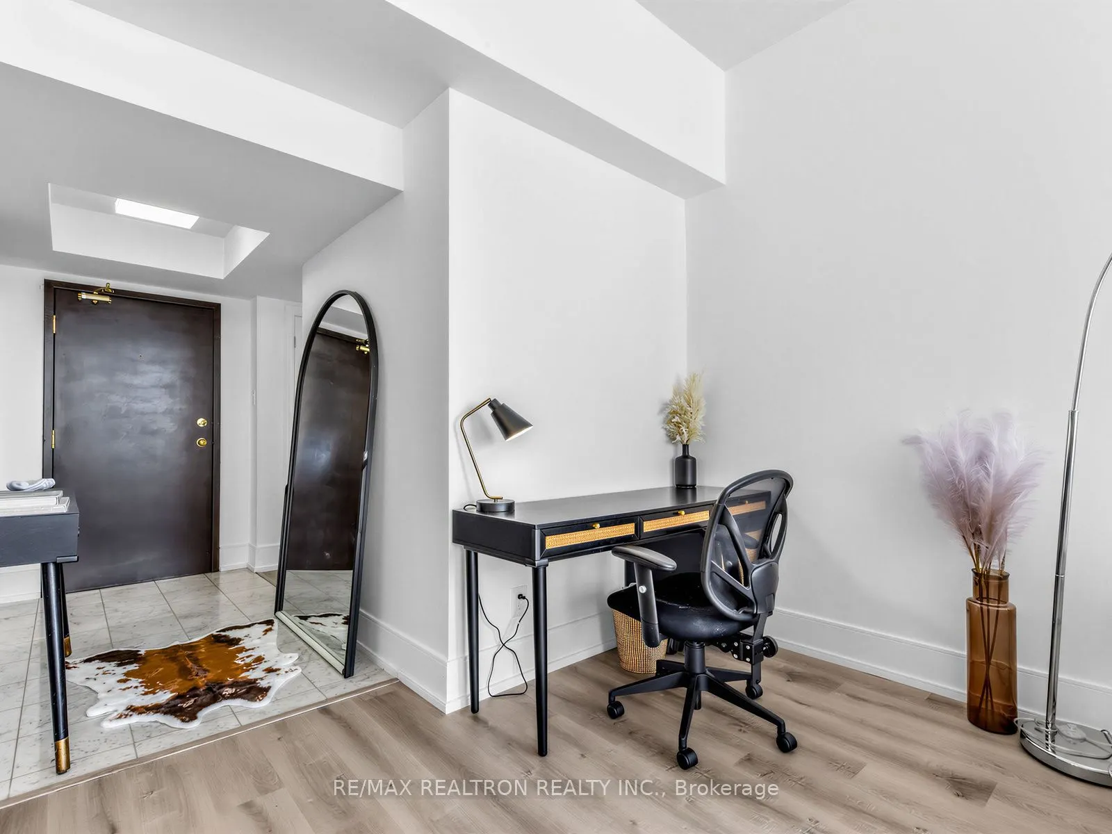 500 Glencairn Avenue #503