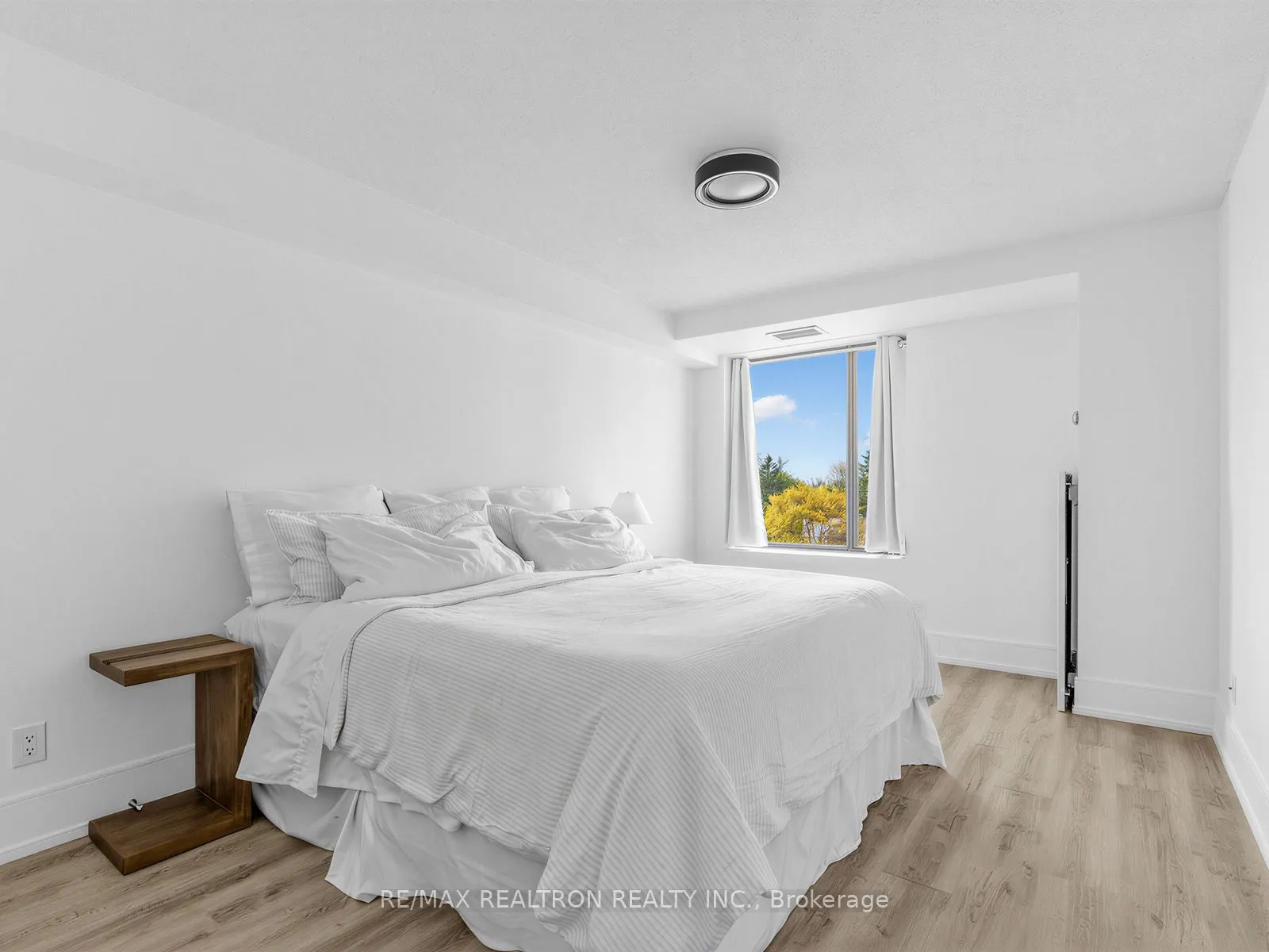 500 Glencairn Avenue #503