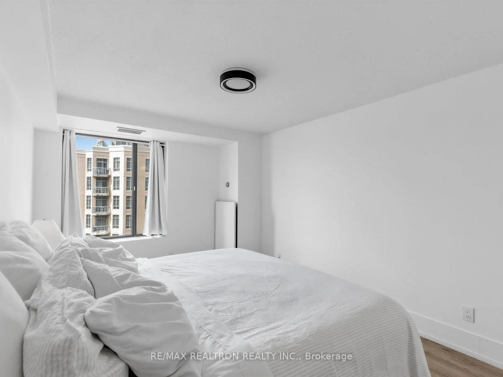 500 Glencairn Avenue #503