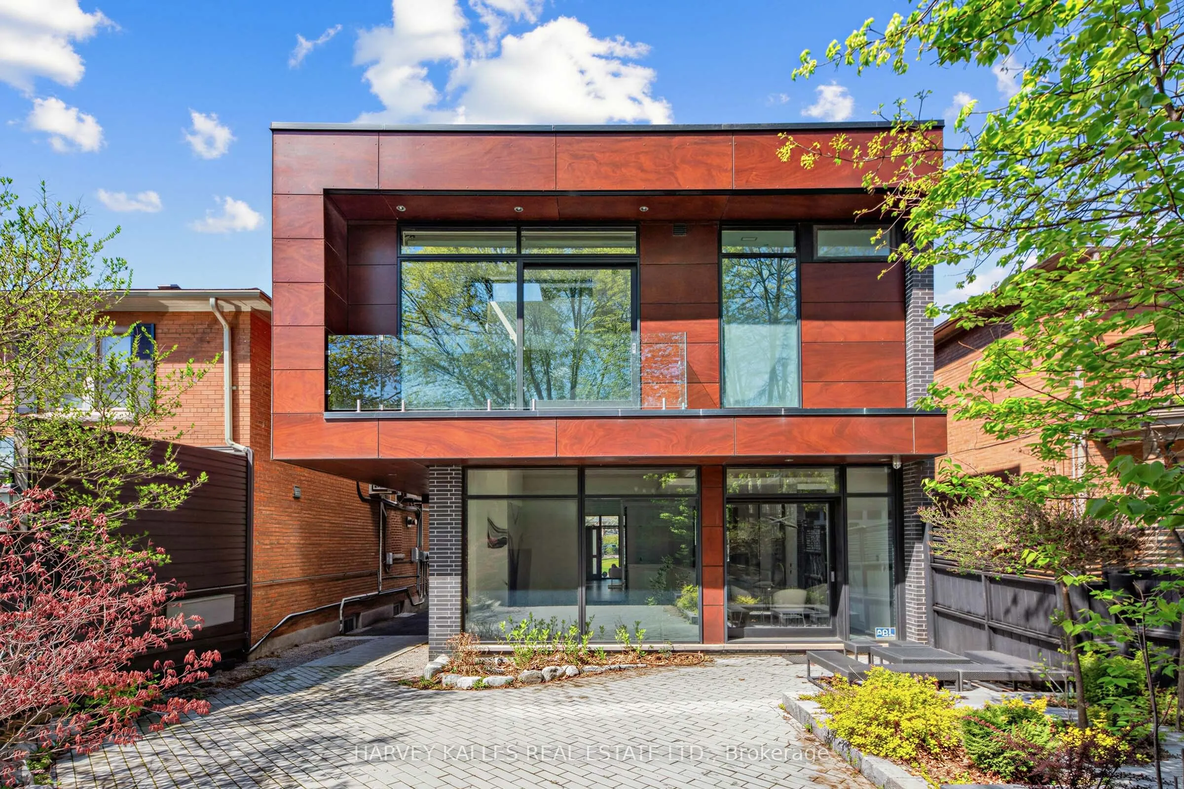 5 Braemar Avenue