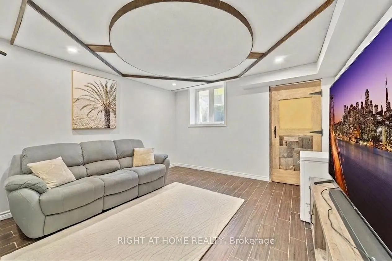 12 Sudbury Street #2608